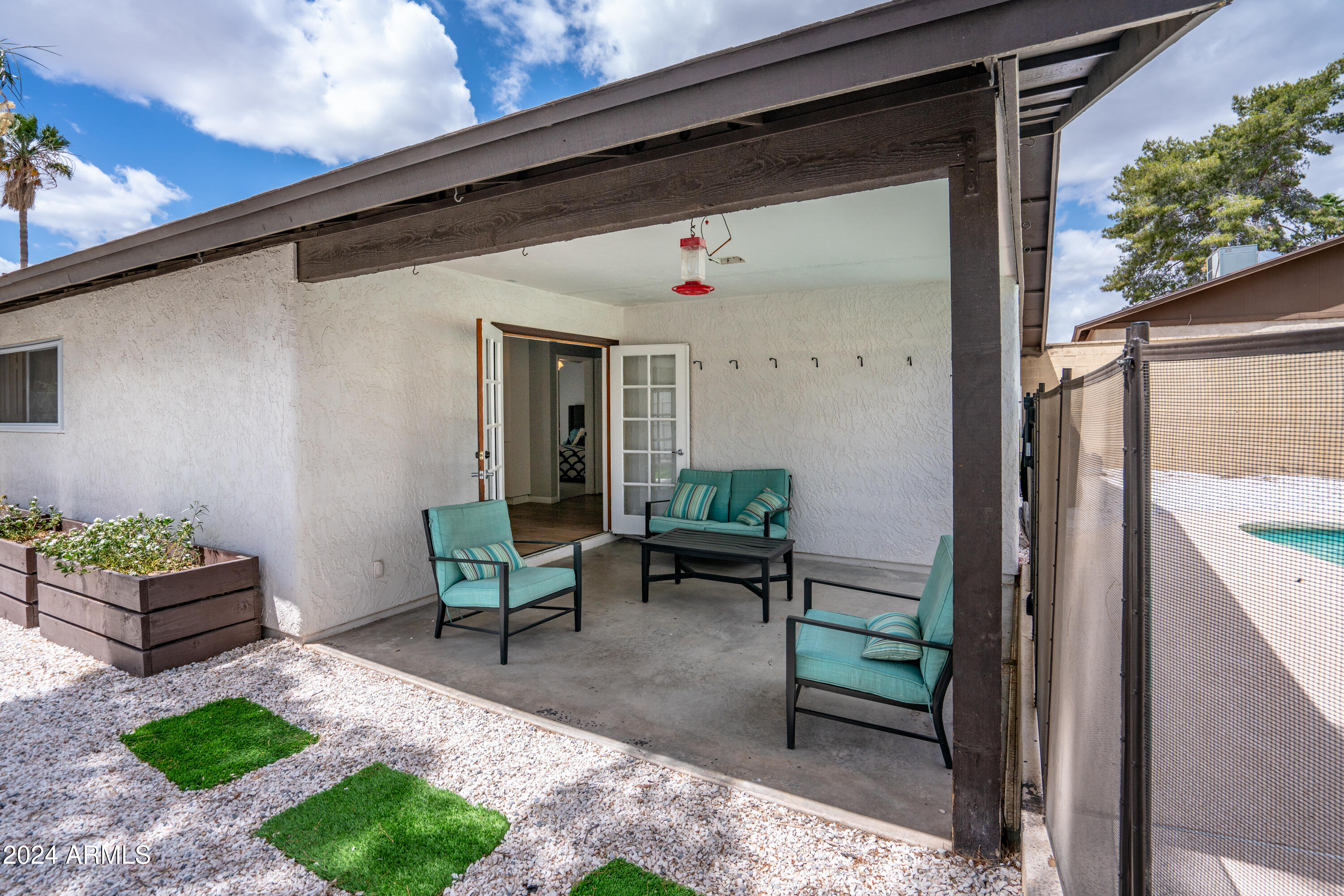 948 N 87TH Street