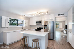 948 N 87TH Street