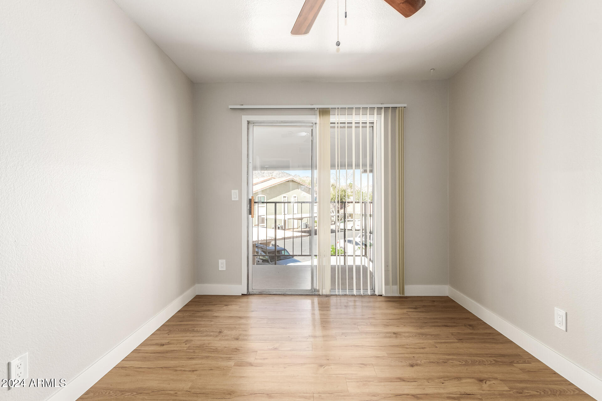 1346 E MOUNTAIN VIEW Road # 201