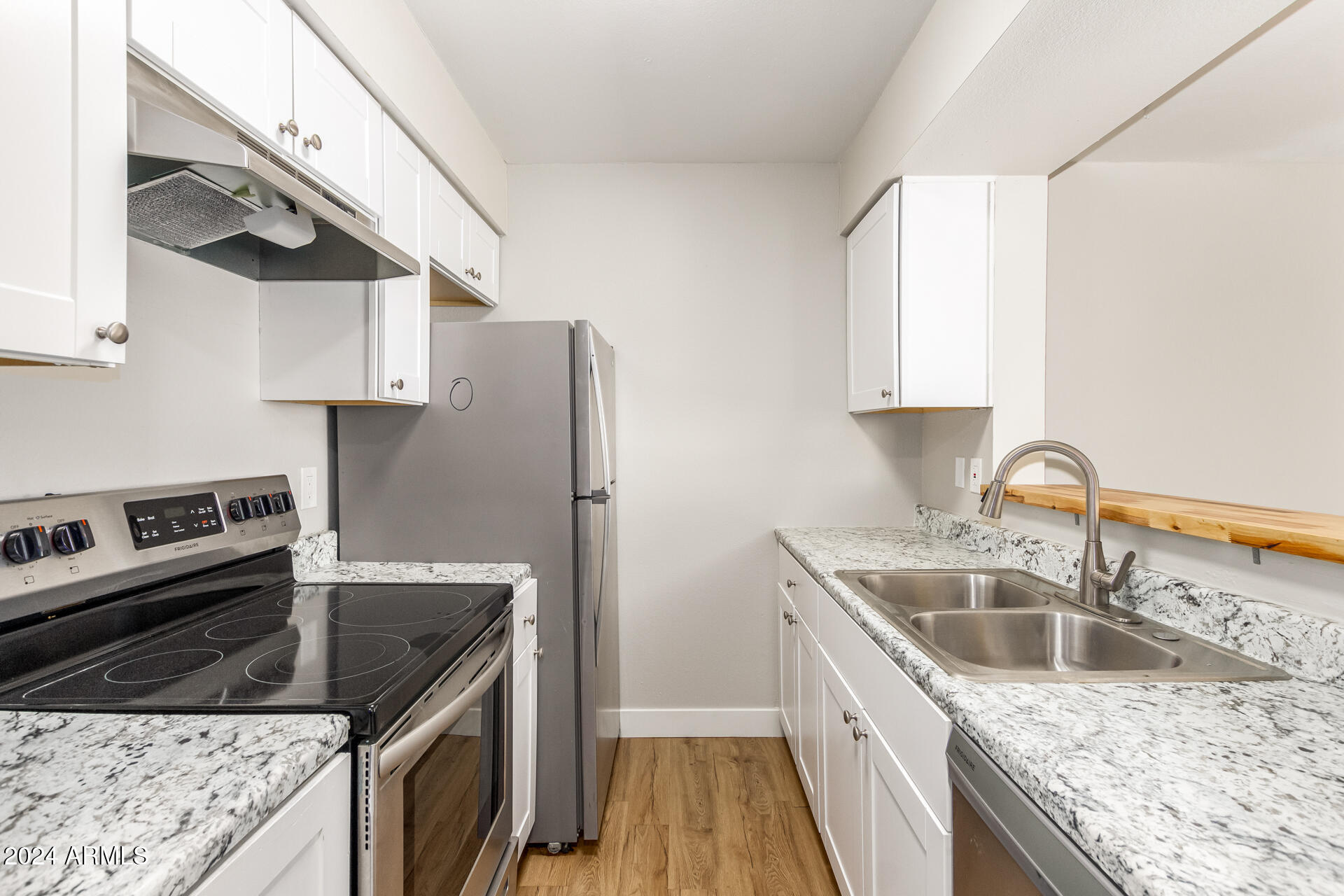 1346 E MOUNTAIN VIEW Road # 201