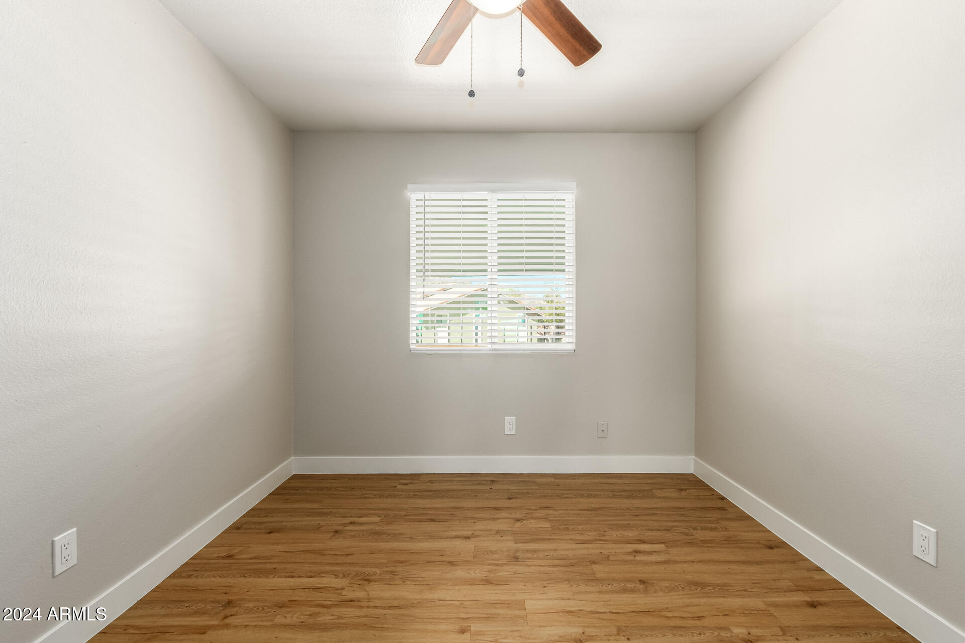 1346 E MOUNTAIN VIEW Road # 201