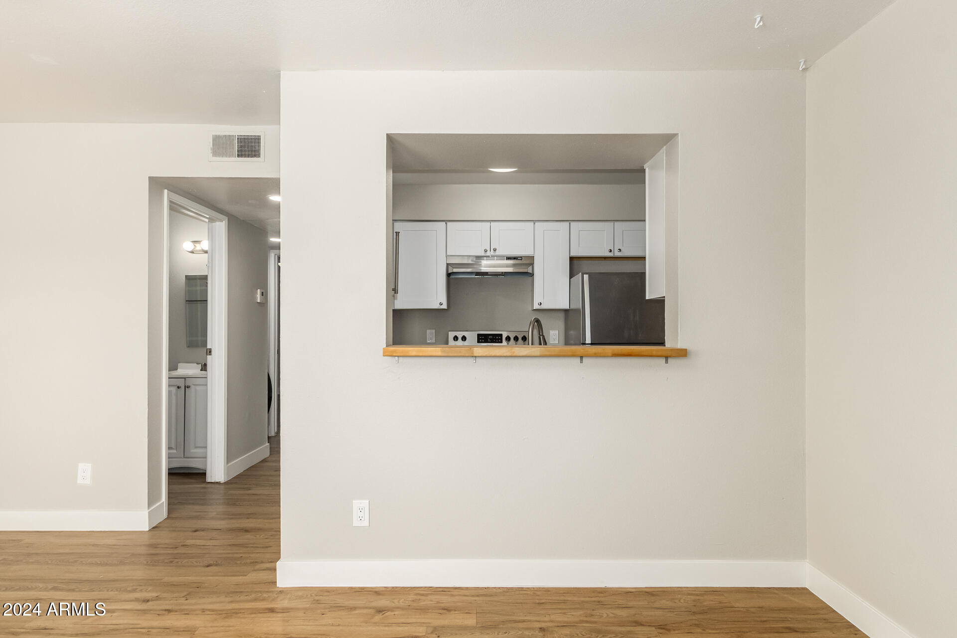 1346 E MOUNTAIN VIEW Road # 201