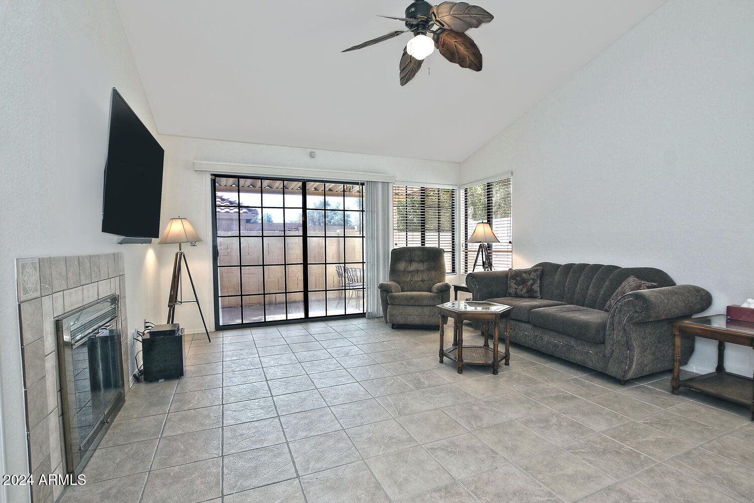 91 W CALLE DE ARCOS --