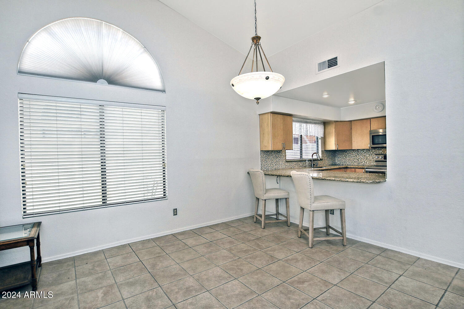 91 W CALLE DE ARCOS --