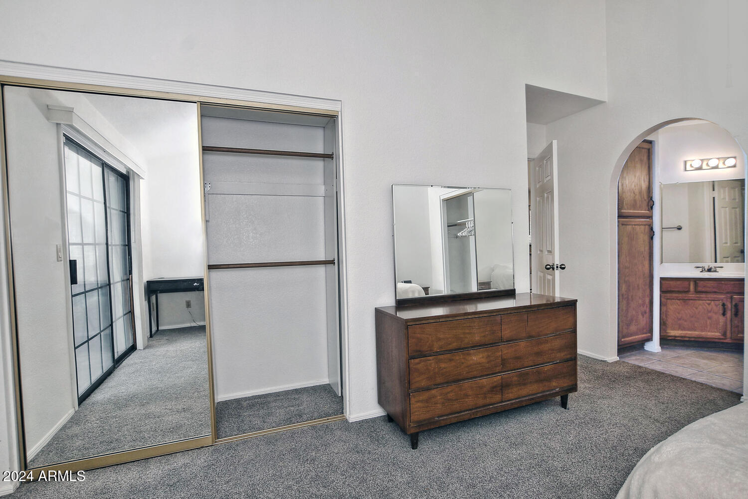 91 W CALLE DE ARCOS --