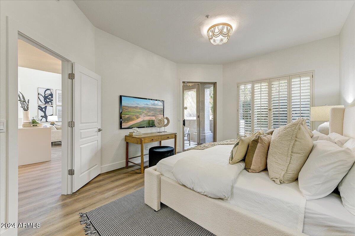 8180 E SHEA Boulevard # 1046