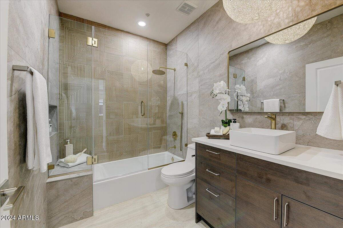 8180 E SHEA Boulevard # 1046