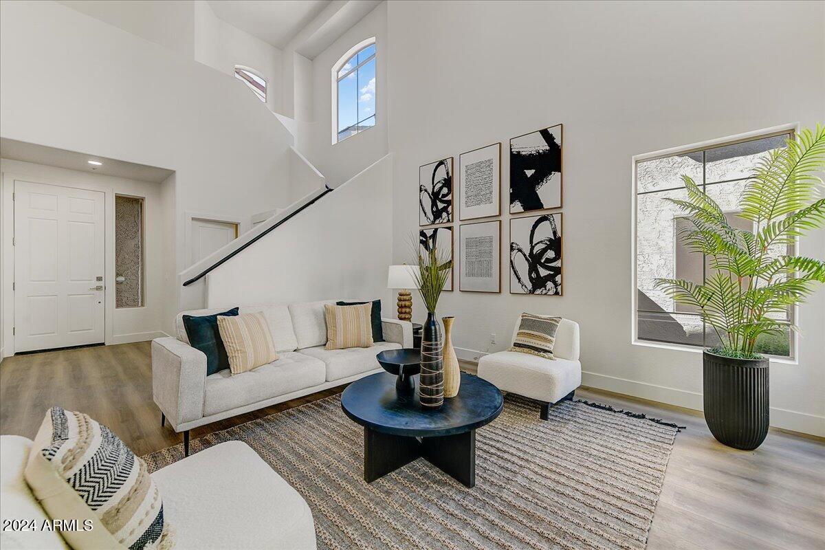 8180 E SHEA Boulevard # 1046