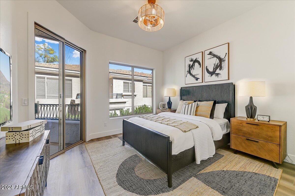 8180 E SHEA Boulevard # 1046