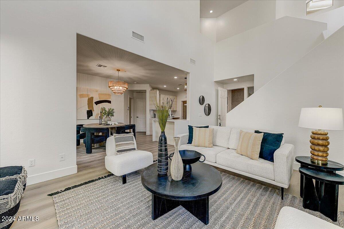 8180 E SHEA Boulevard # 1046