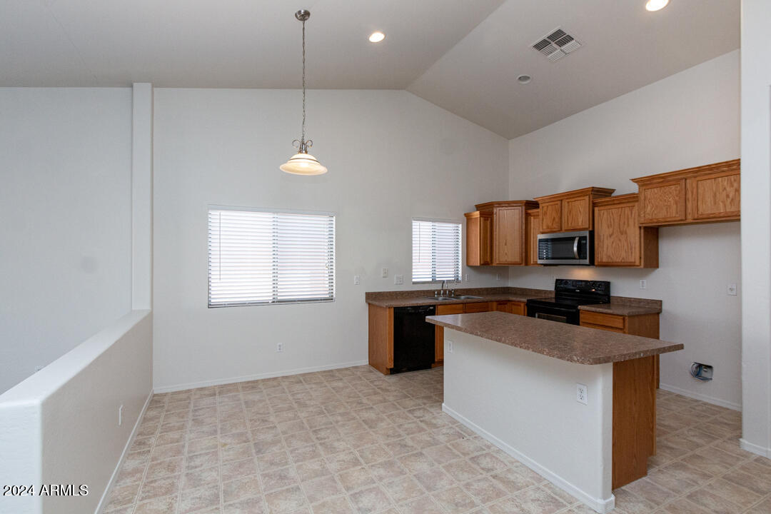 24010 W WAYLAND Drive