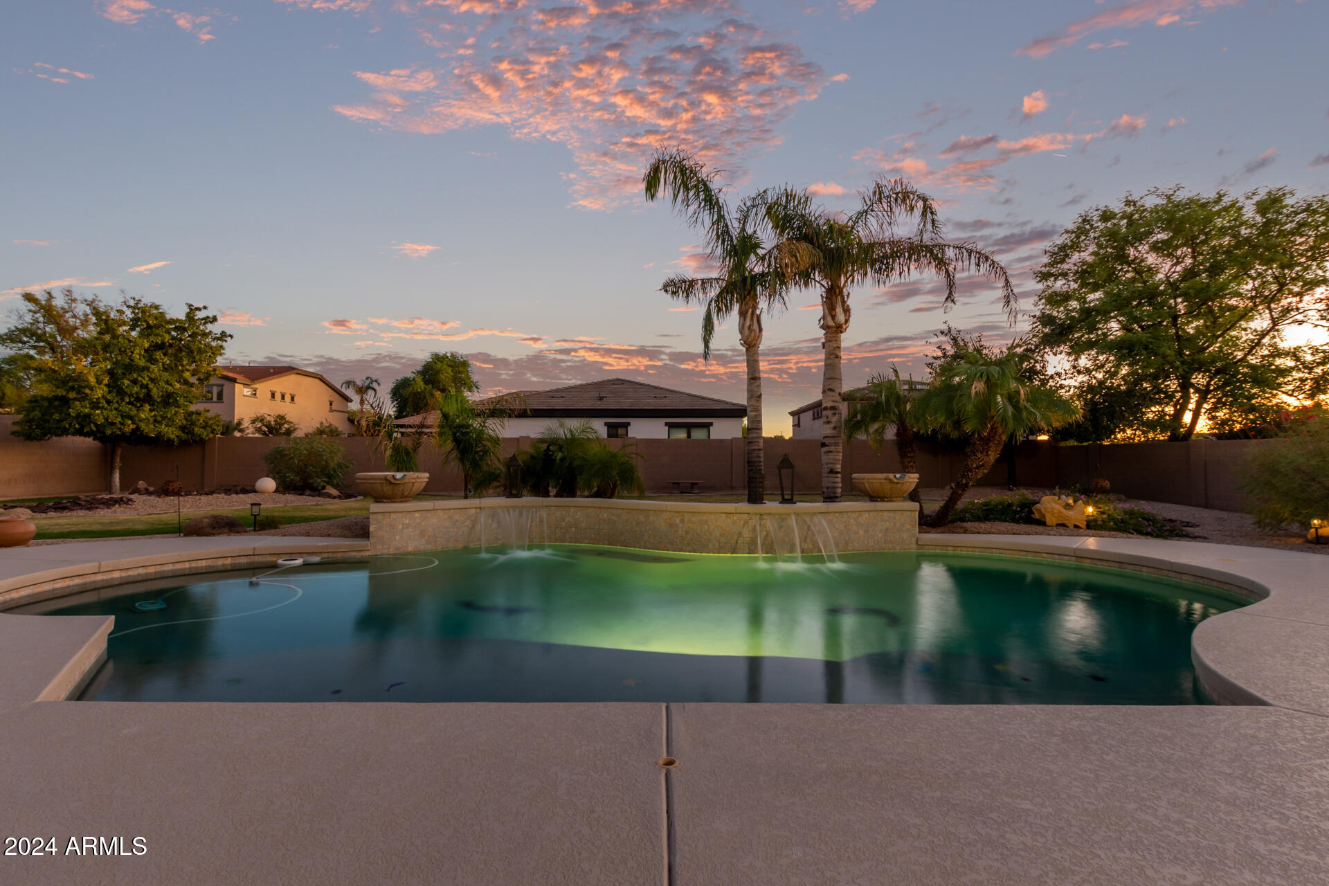 9197 W MOLLY Lane