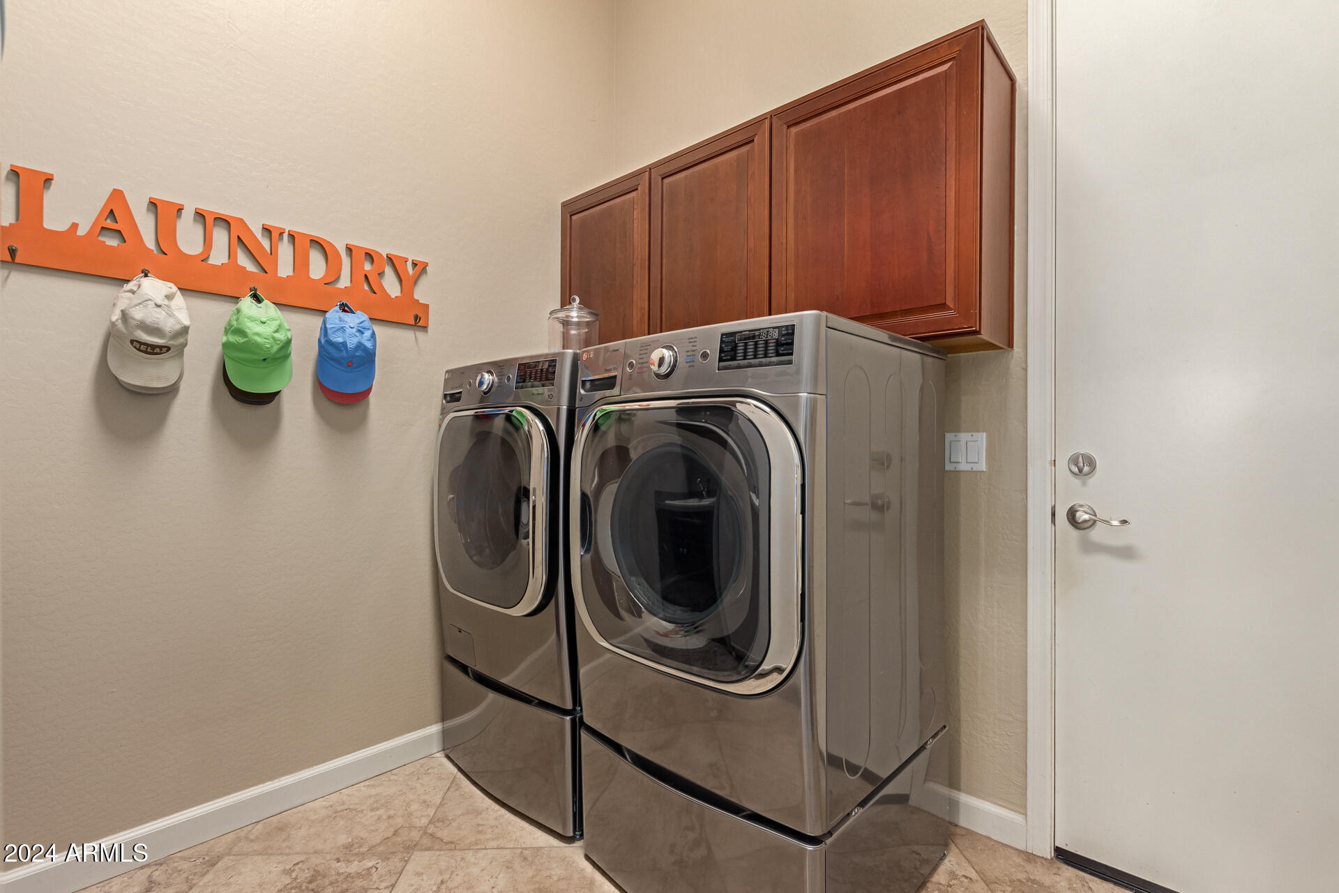 9197 W MOLLY Lane