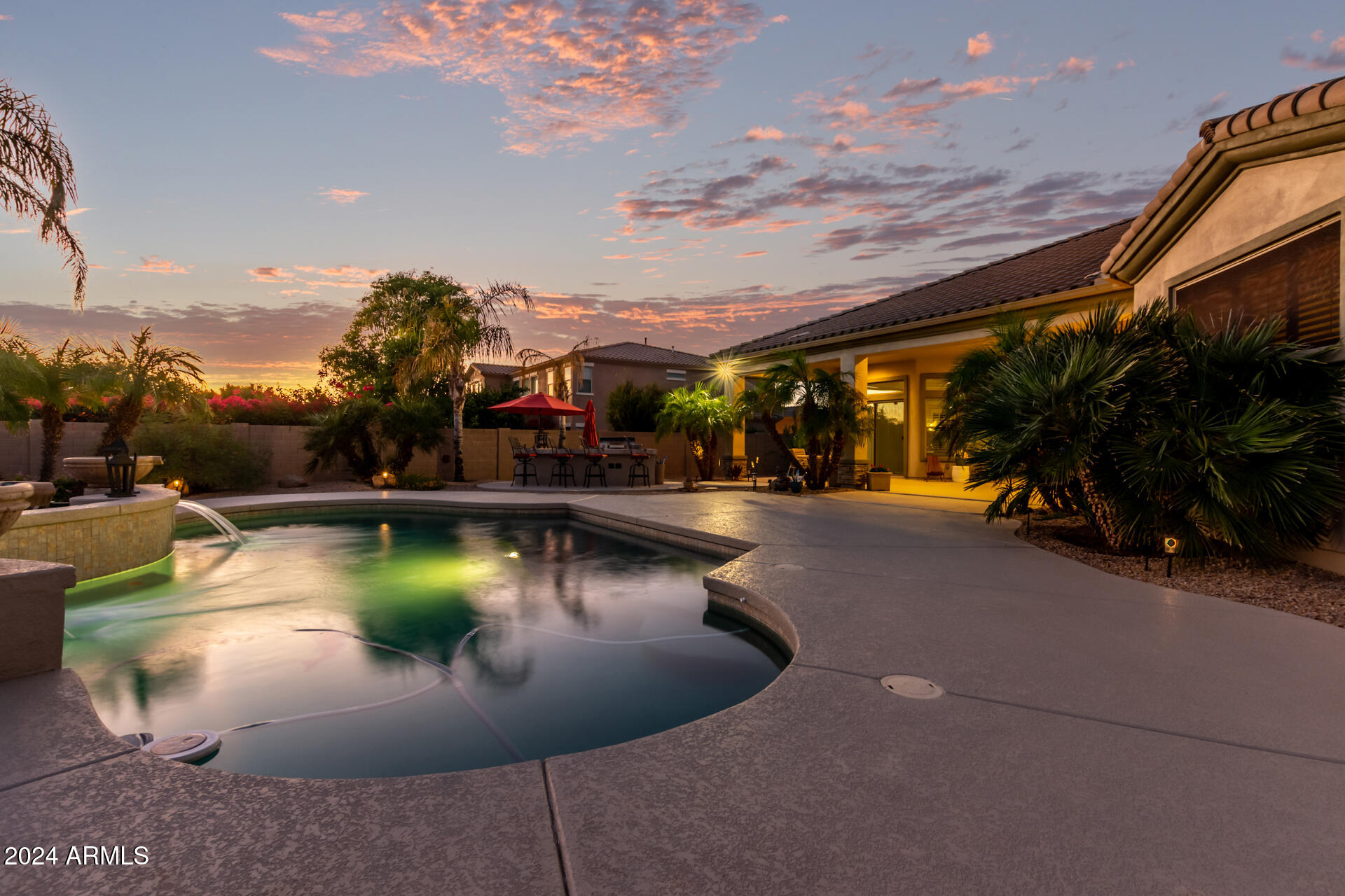 9197 W MOLLY Lane