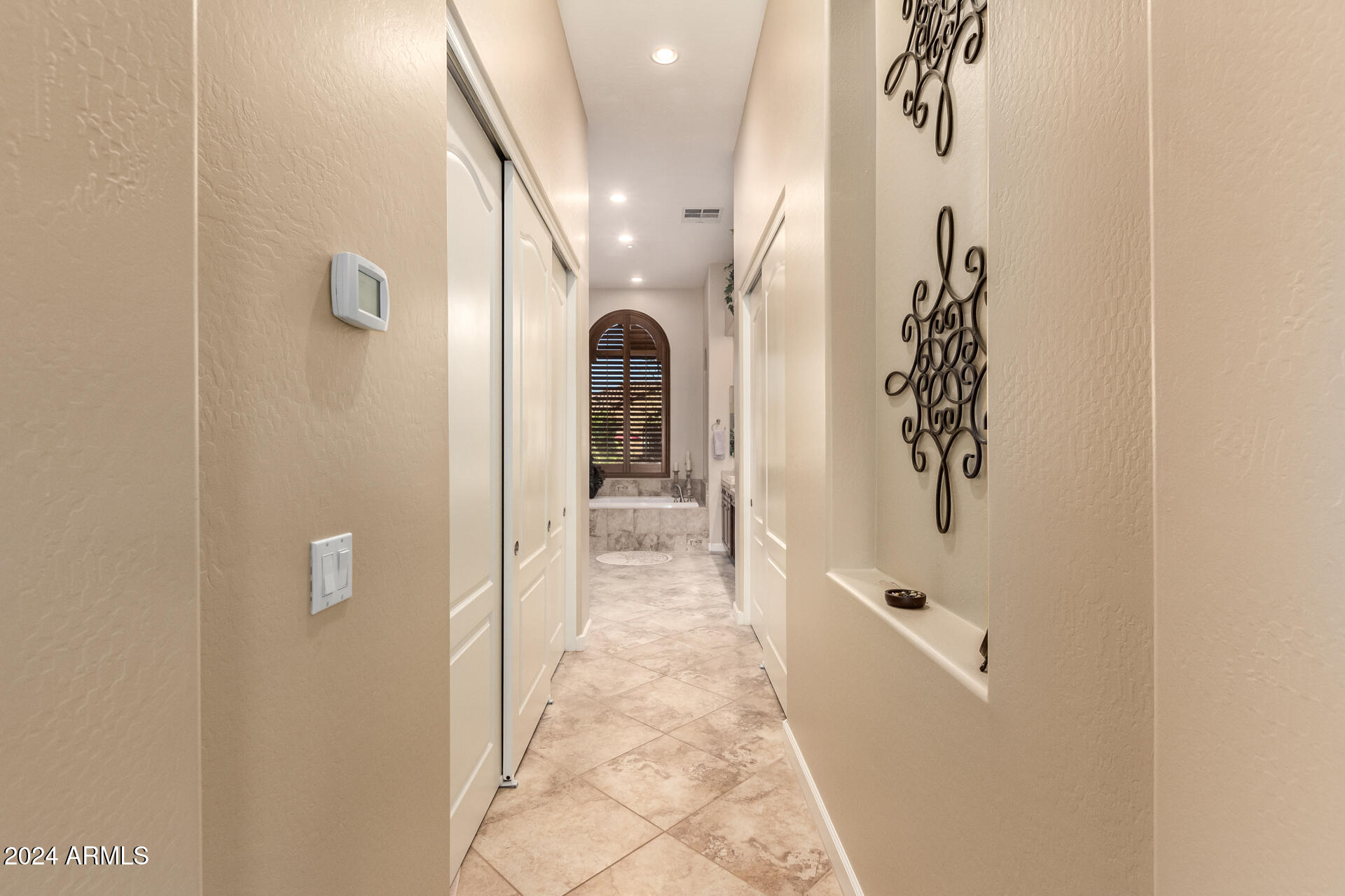 9197 W MOLLY Lane