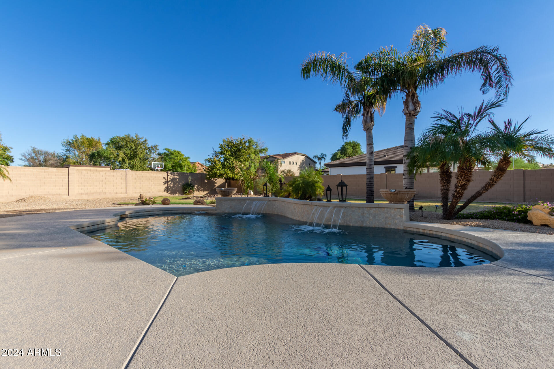 9197 W MOLLY Lane