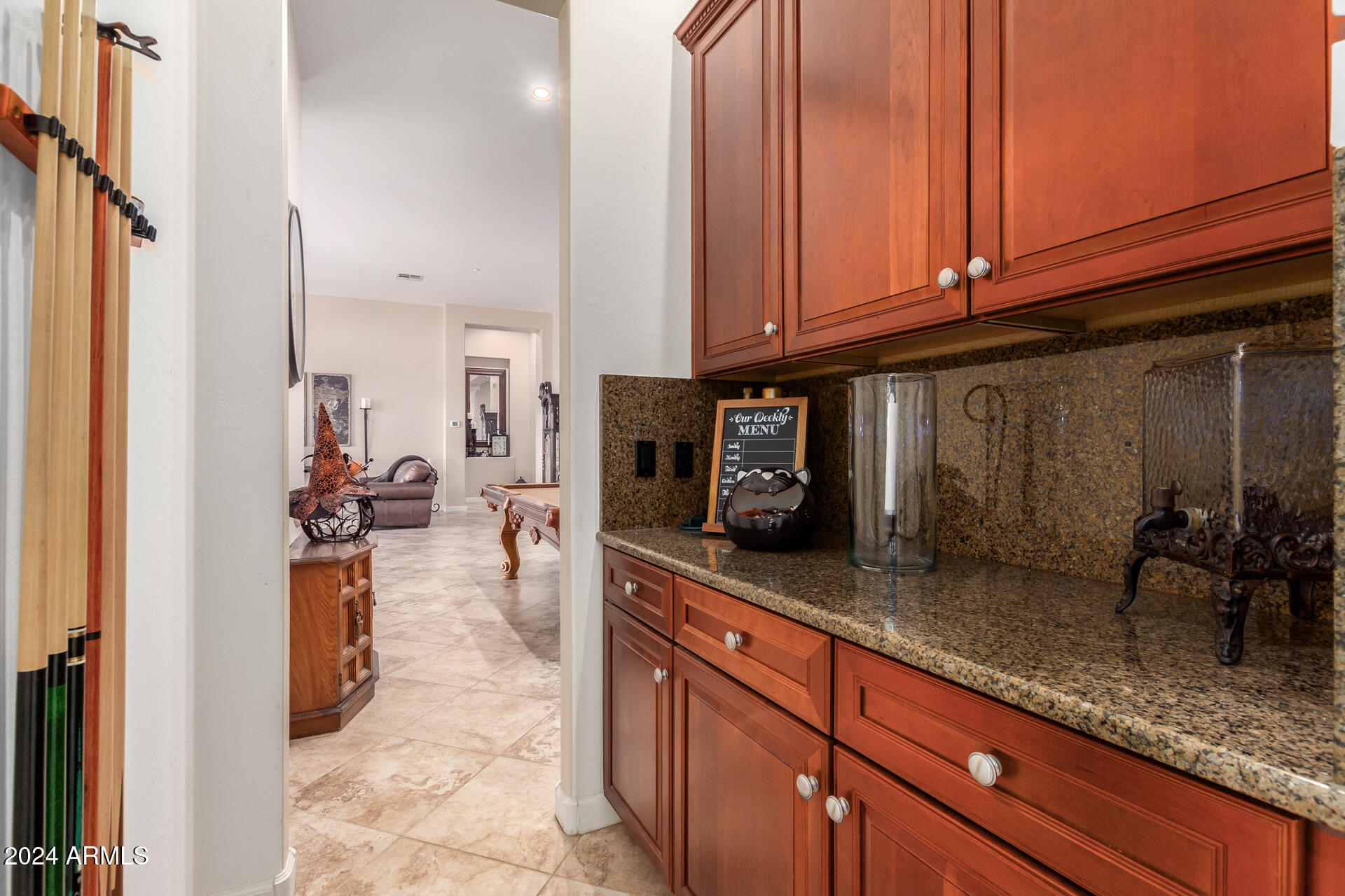 9197 W MOLLY Lane