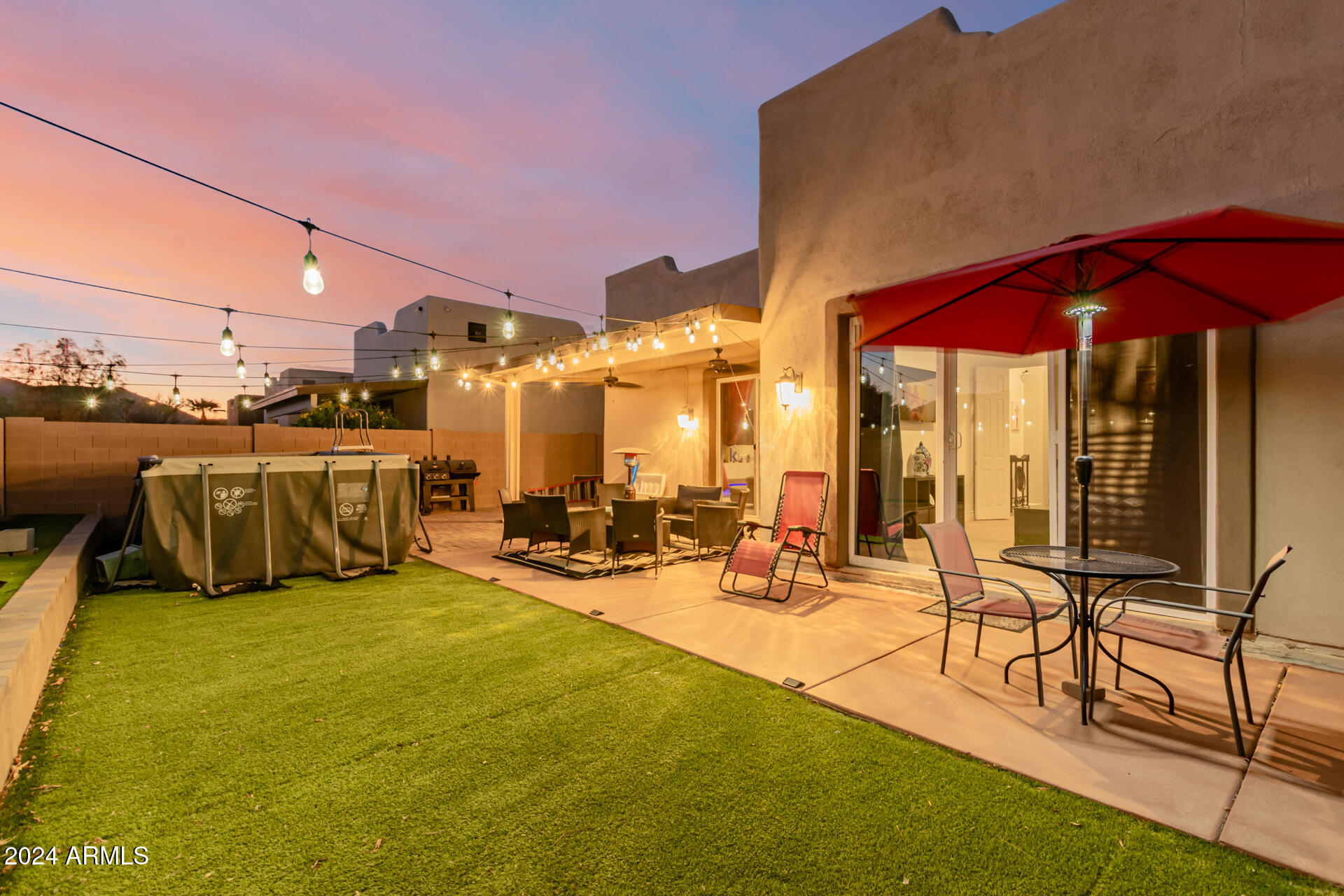 3953 W SALTER Drive
