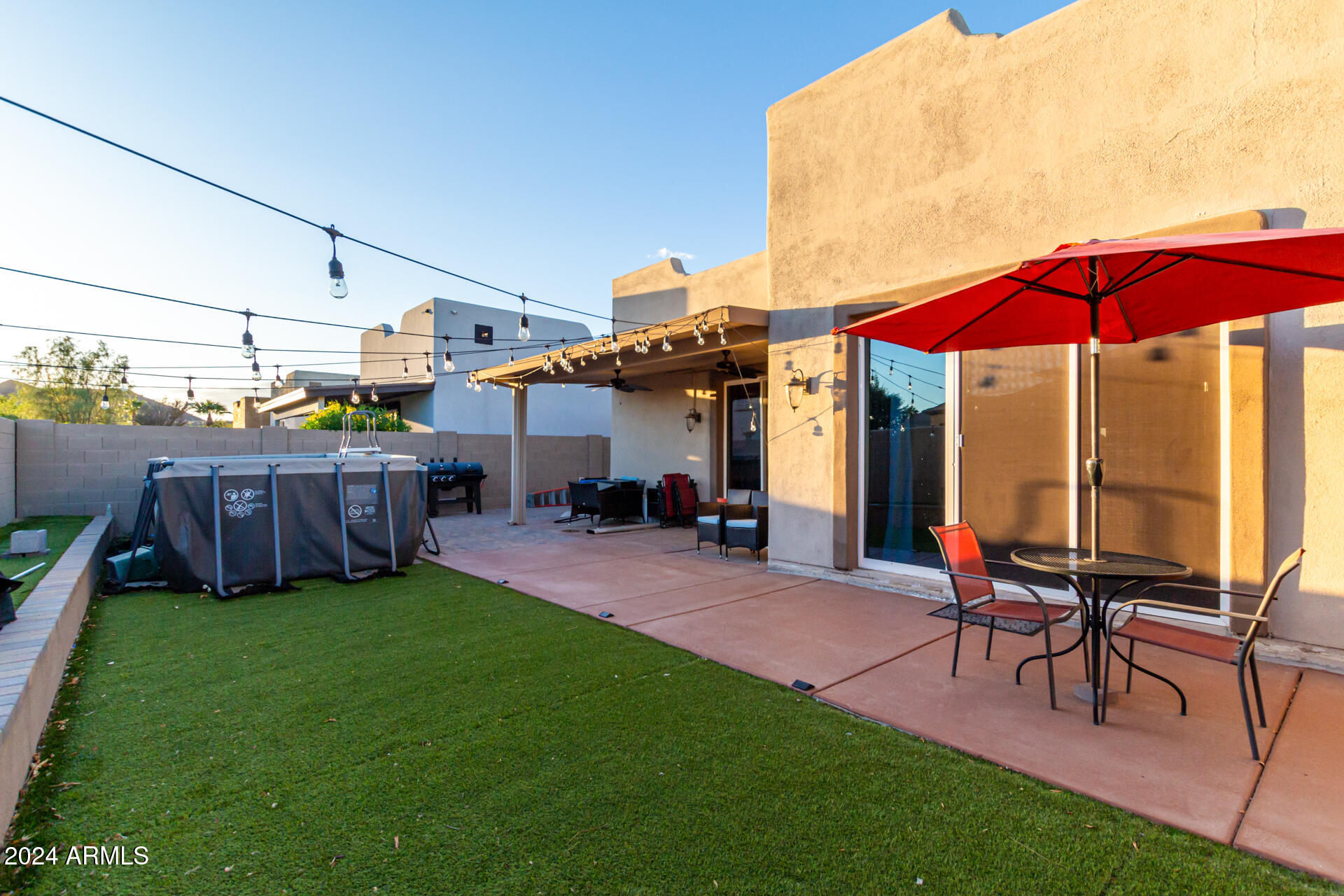 3953 W SALTER Drive