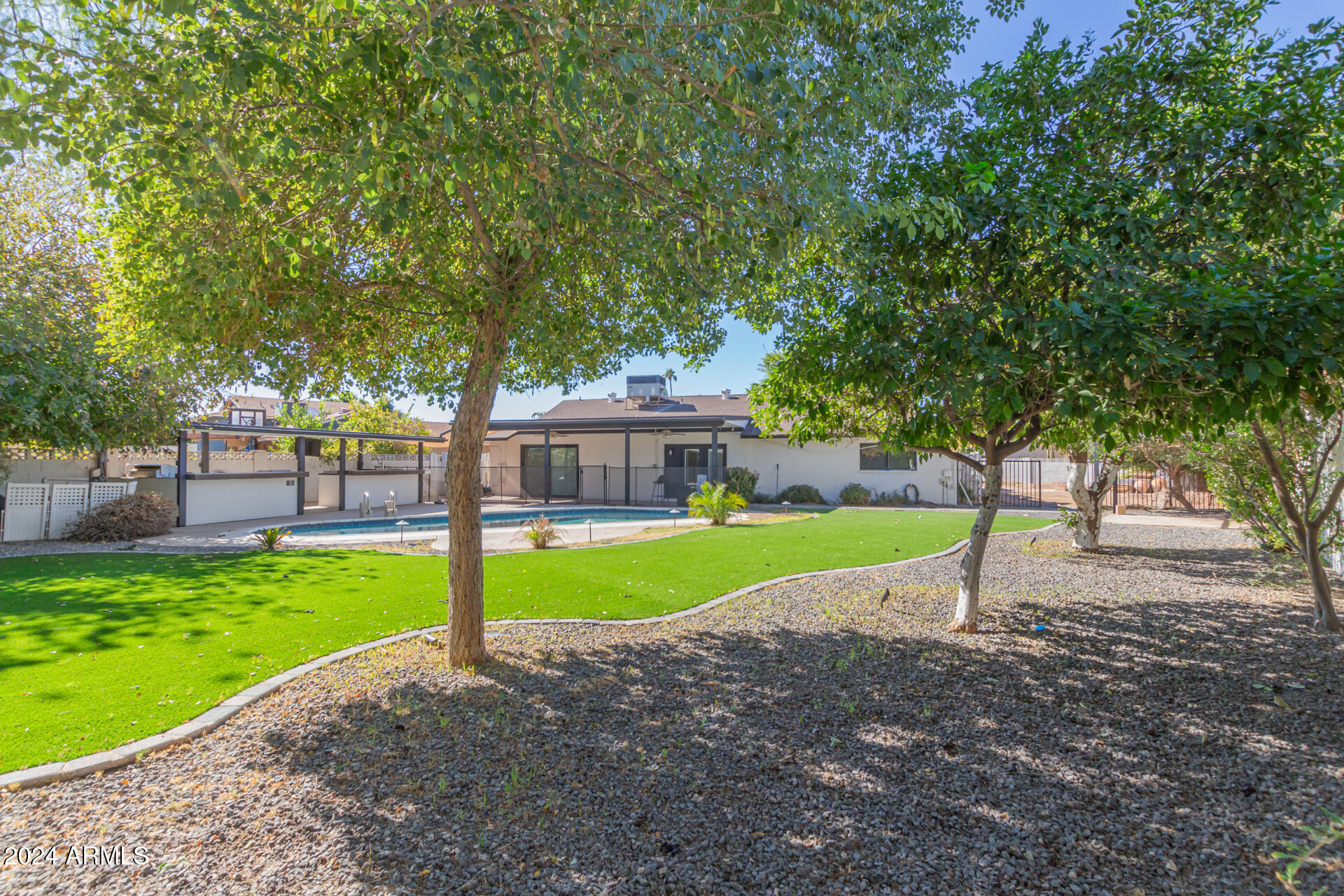 3622 W REDFIELD Road