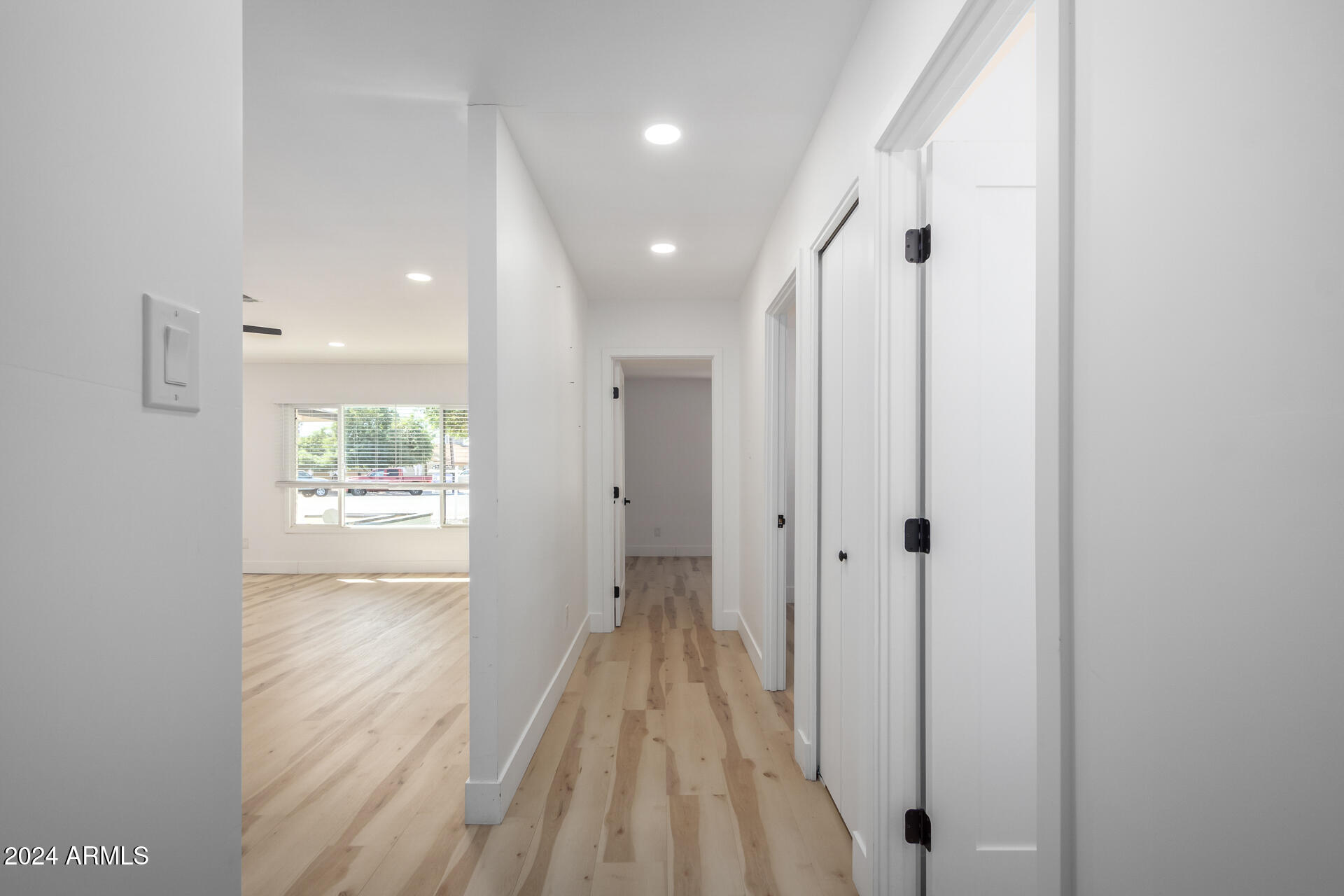 3622 W REDFIELD Road