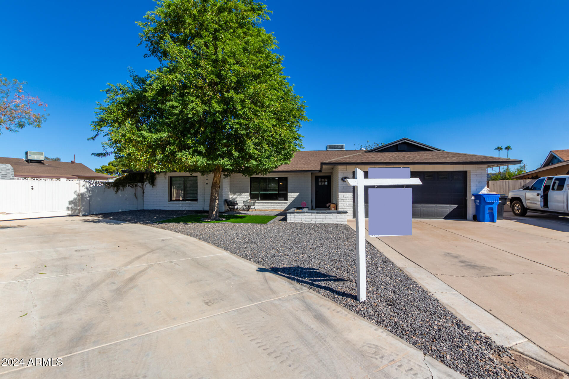 3622 W REDFIELD Road