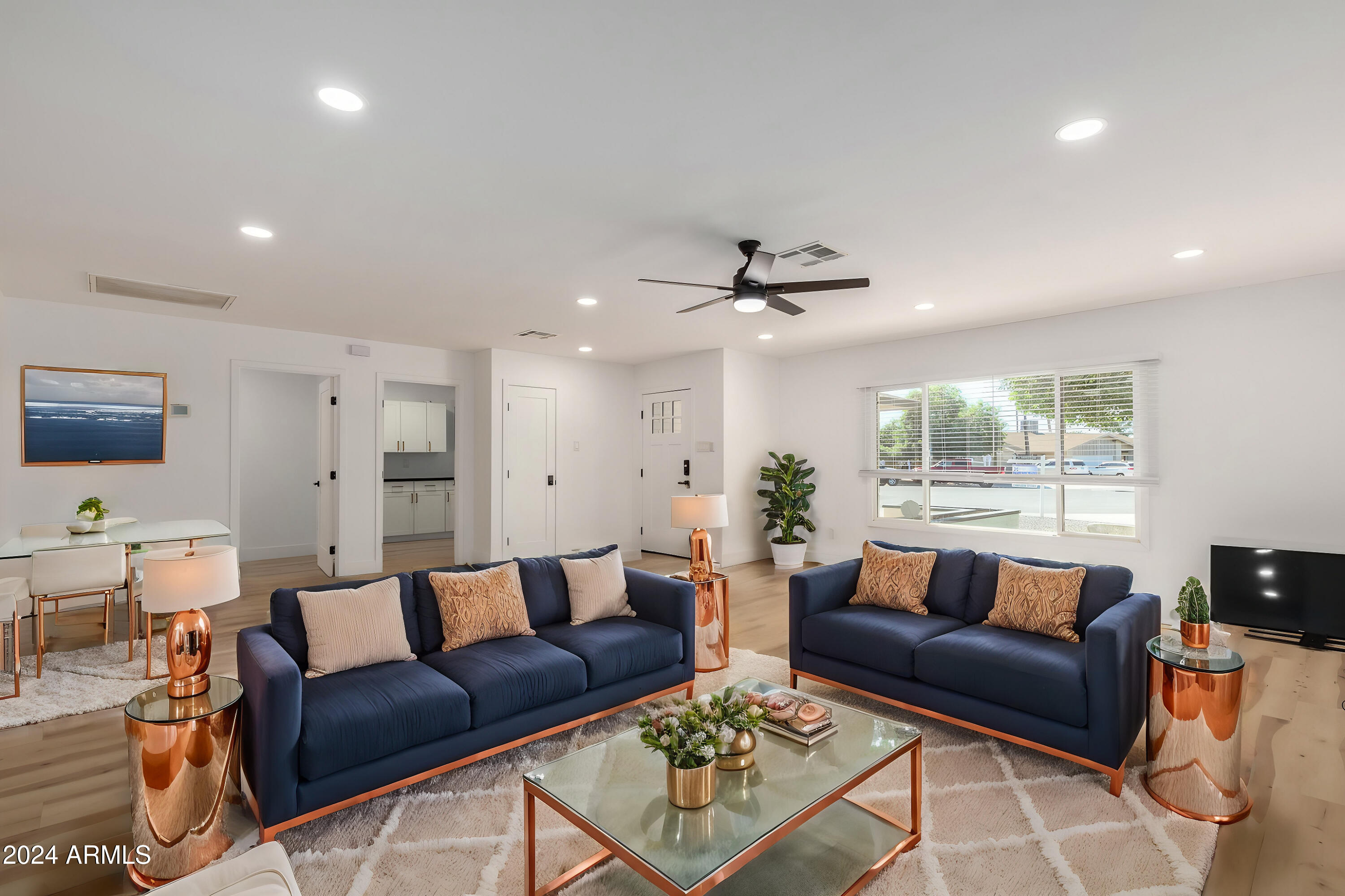 3622 W REDFIELD Road