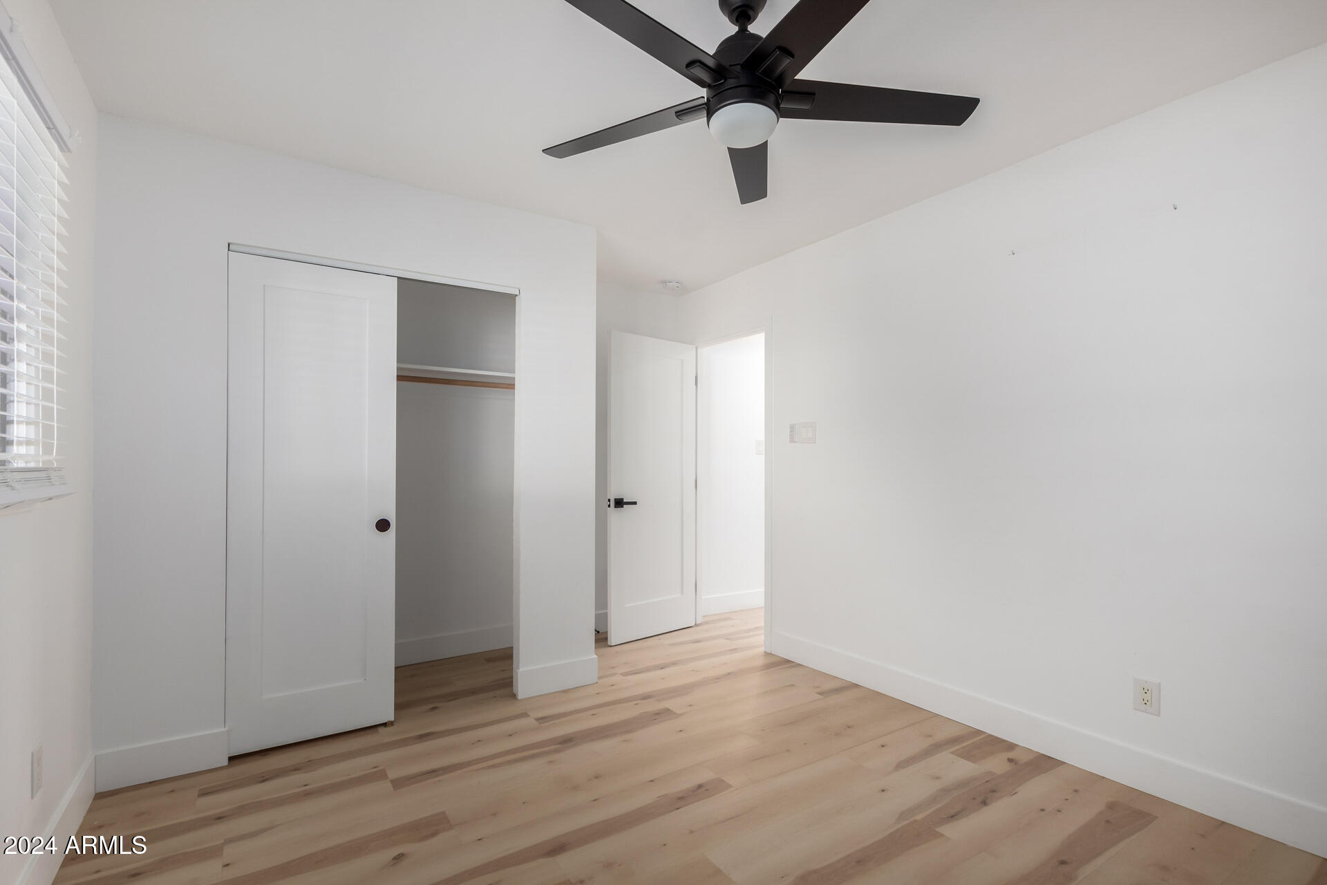 3622 W REDFIELD Road