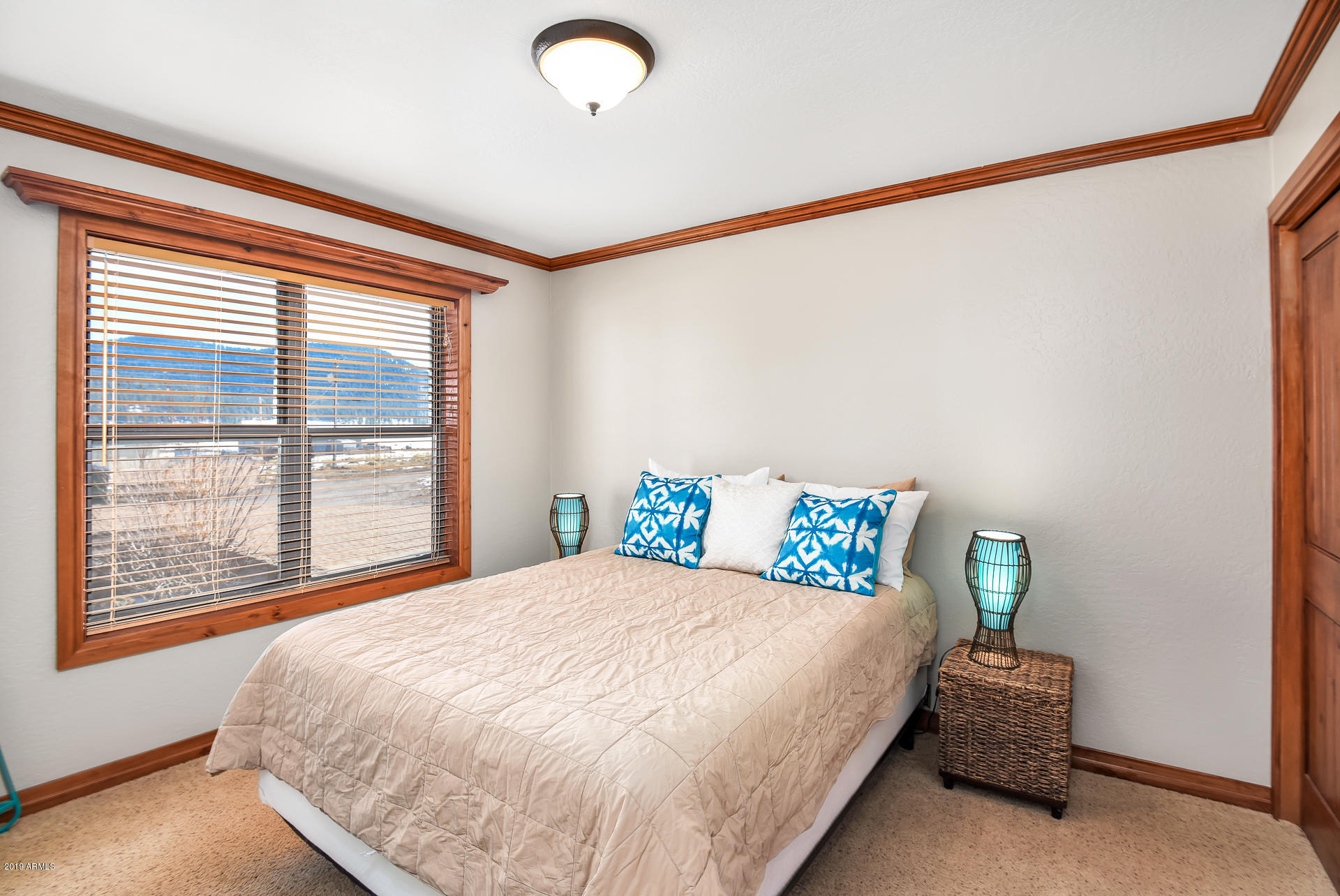 8950 W ANTOINETTE Way