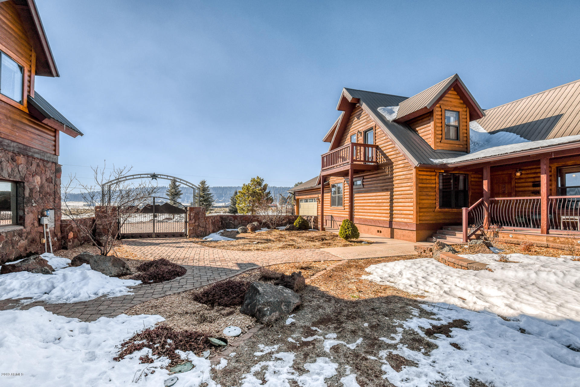 8950 W ANTOINETTE Way