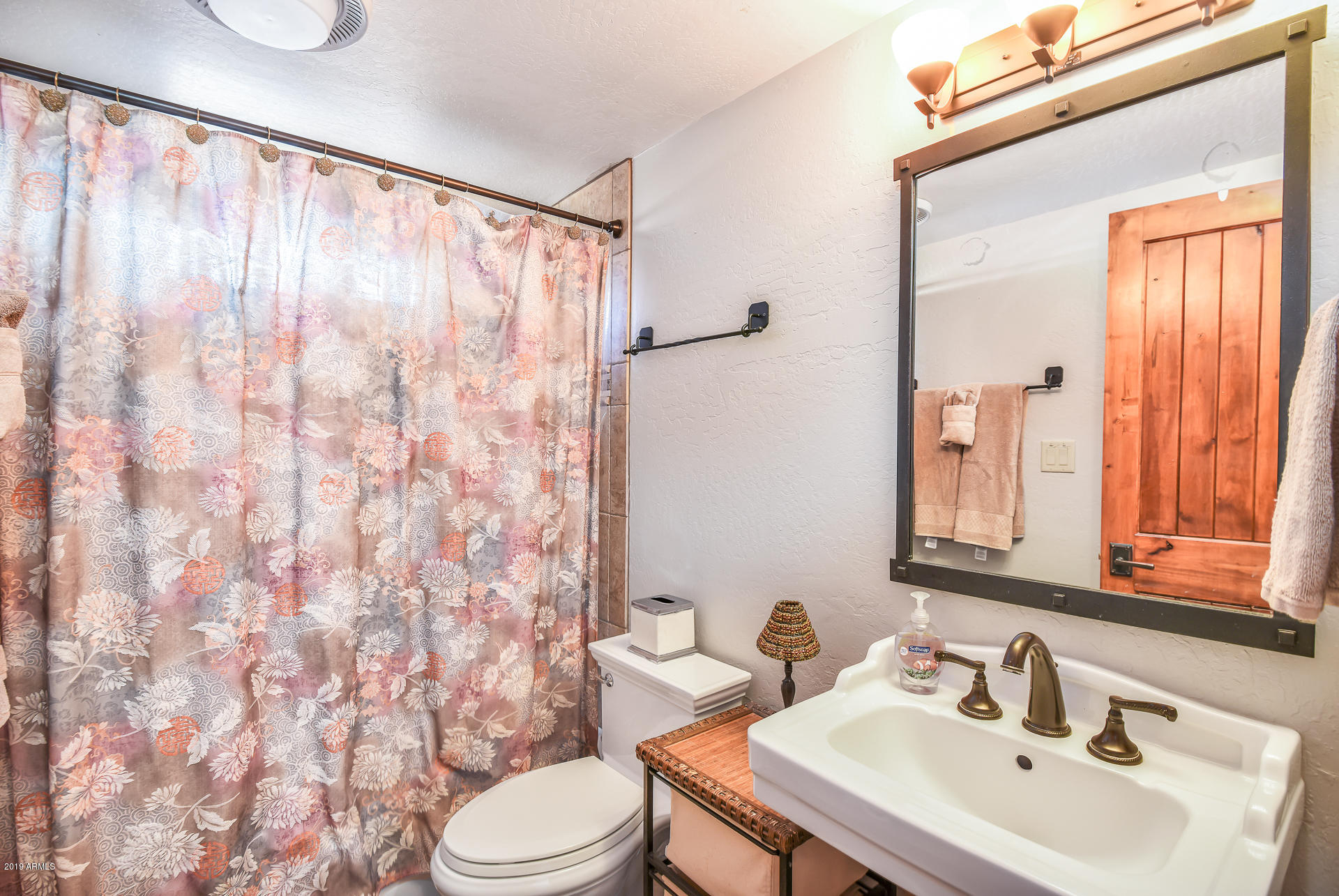 8950 W ANTOINETTE Way