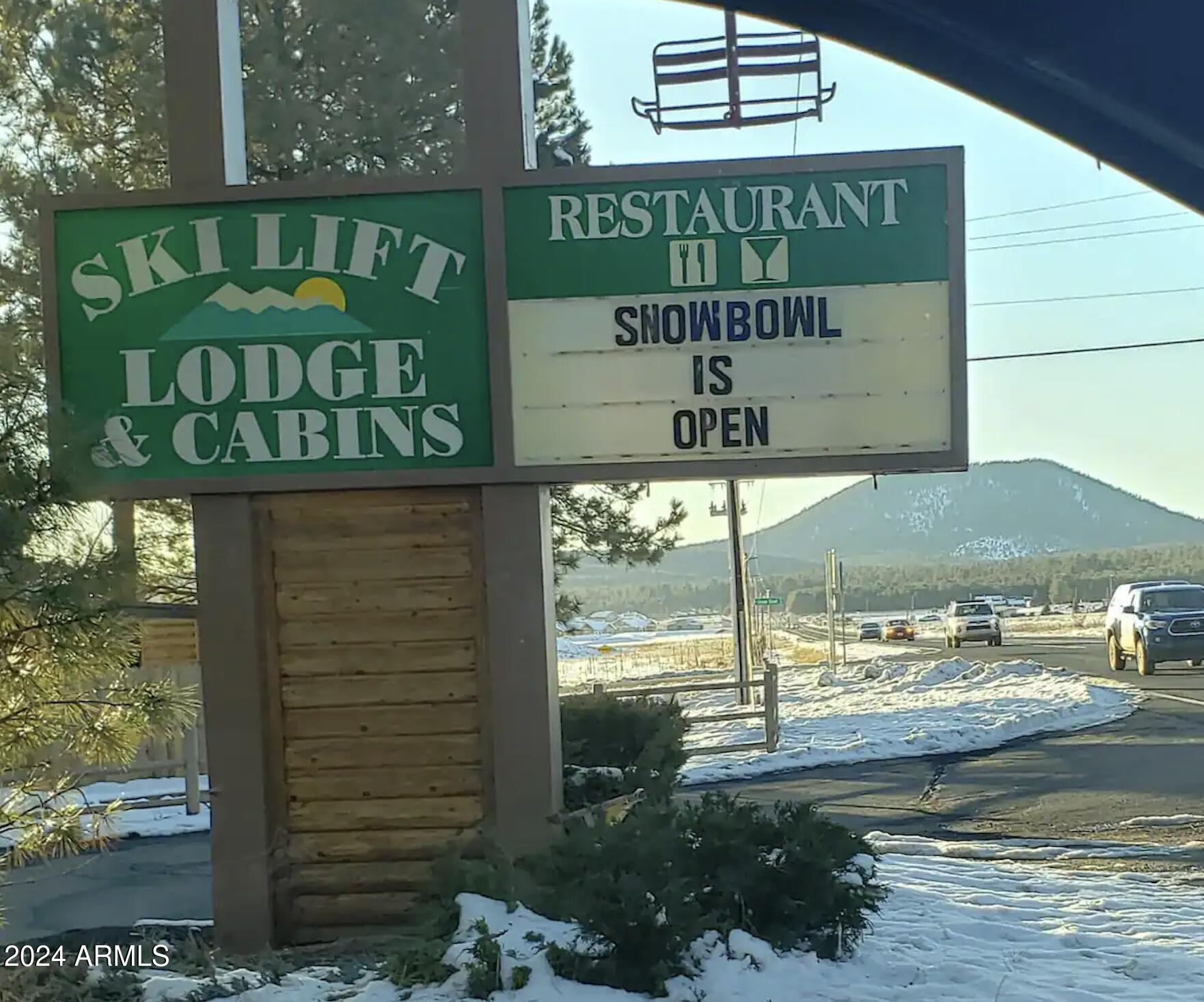 8950 W ANTOINETTE Way