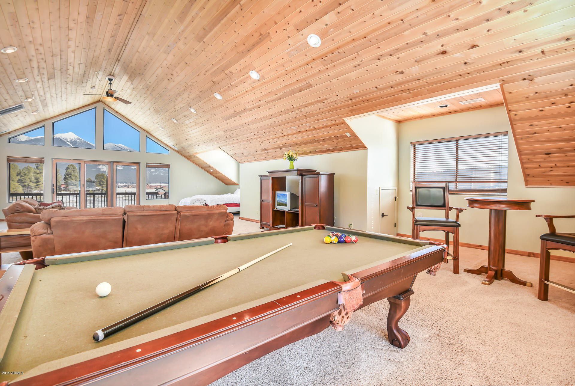 8950 W ANTOINETTE Way