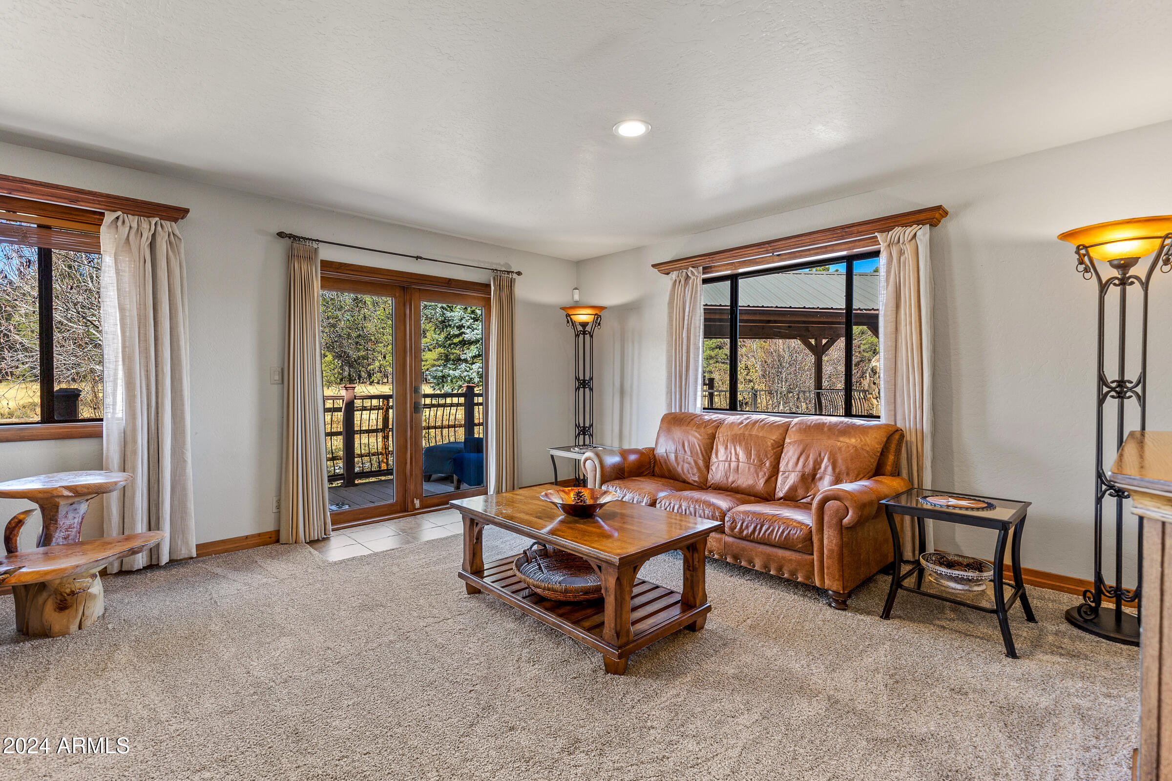 8950 W ANTOINETTE Way