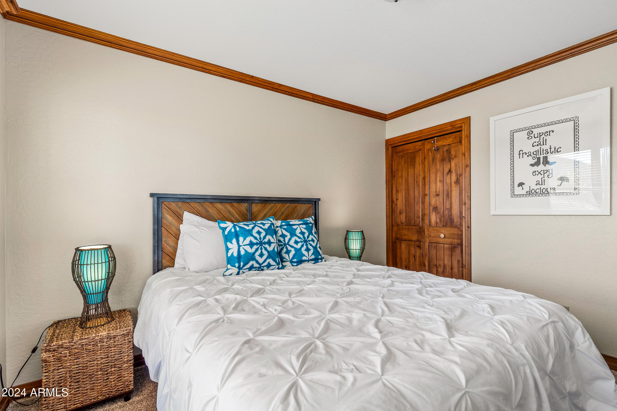 8950 W ANTOINETTE Way