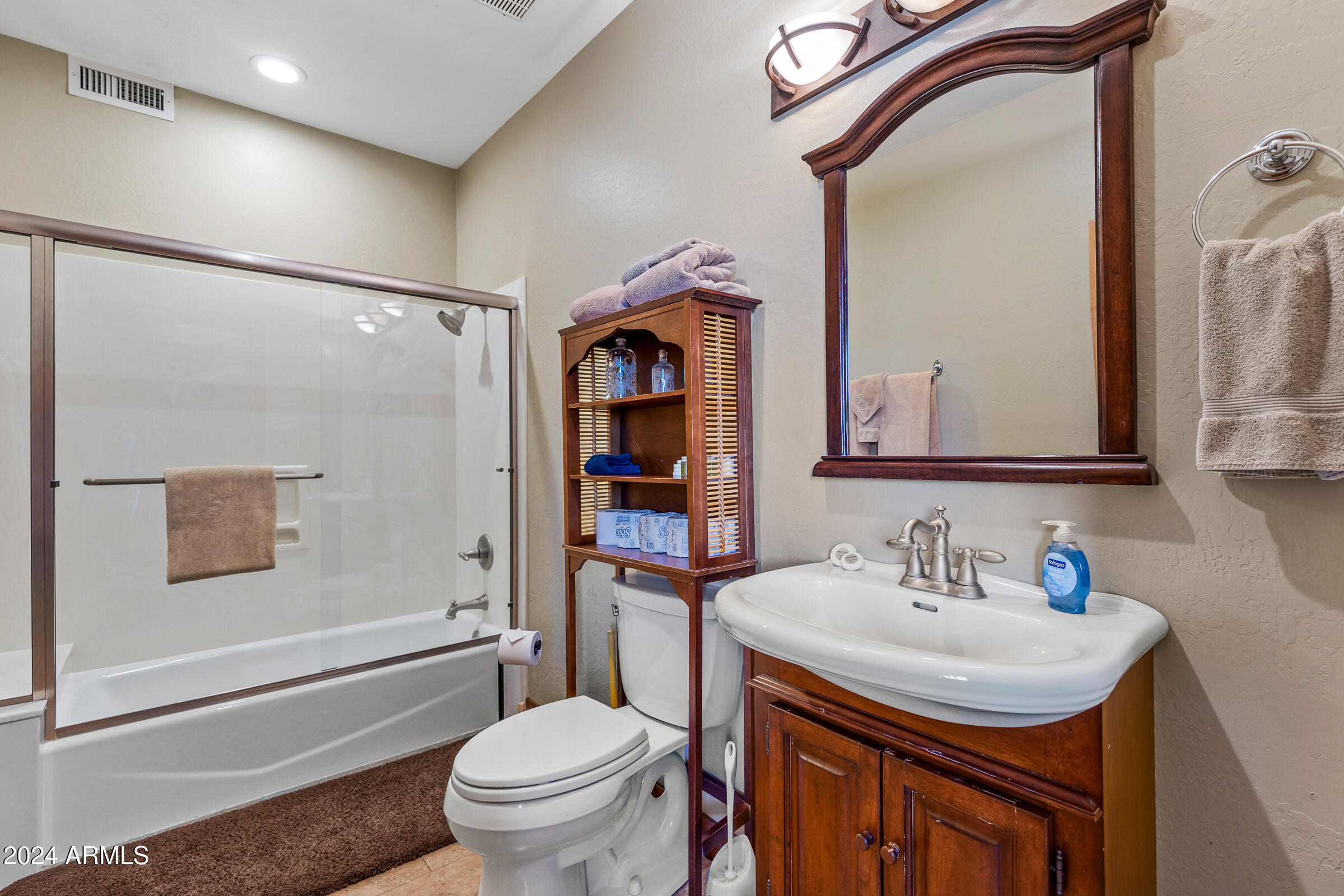 8950 W ANTOINETTE Way