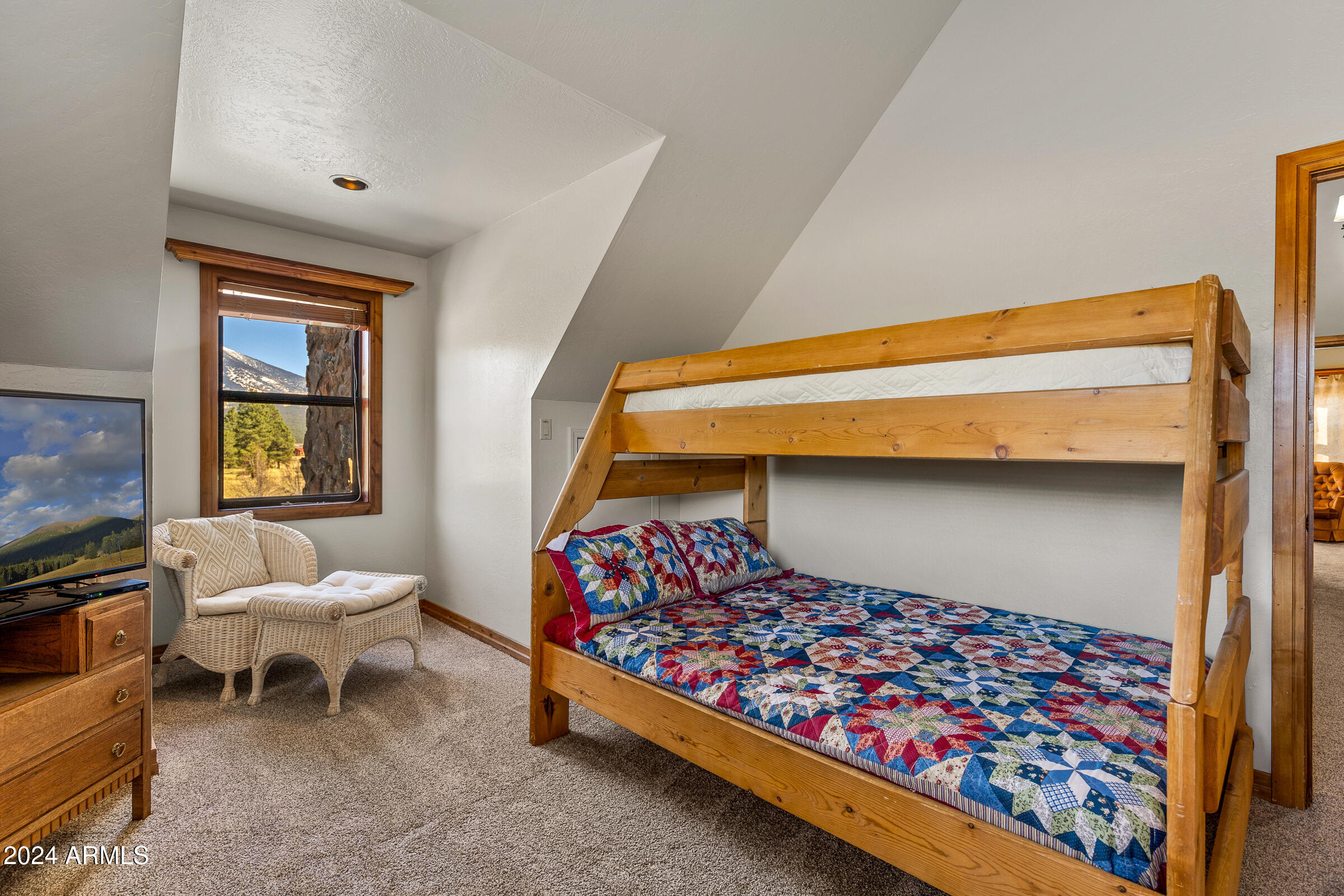 8950 W ANTOINETTE Way