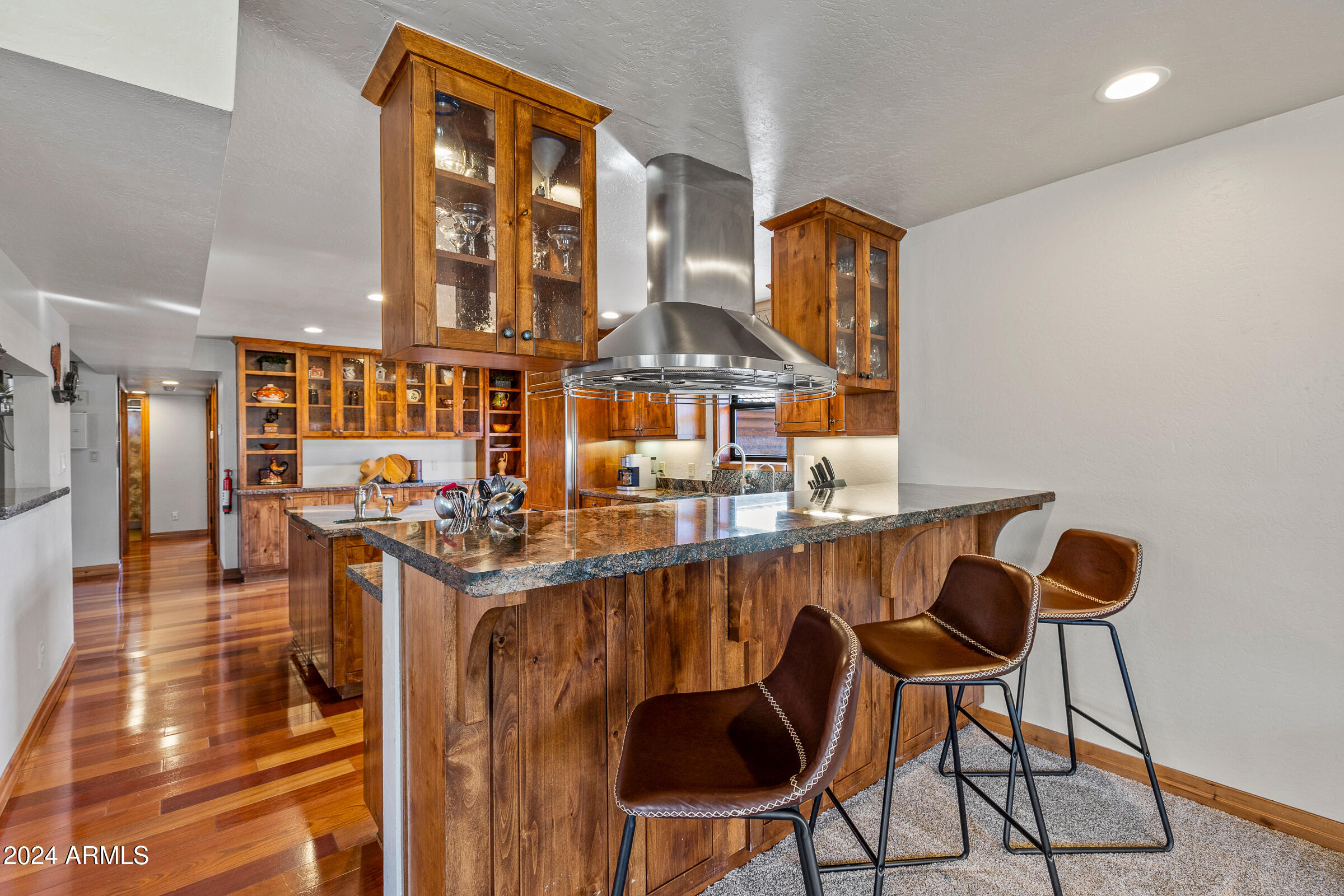 8950 W ANTOINETTE Way