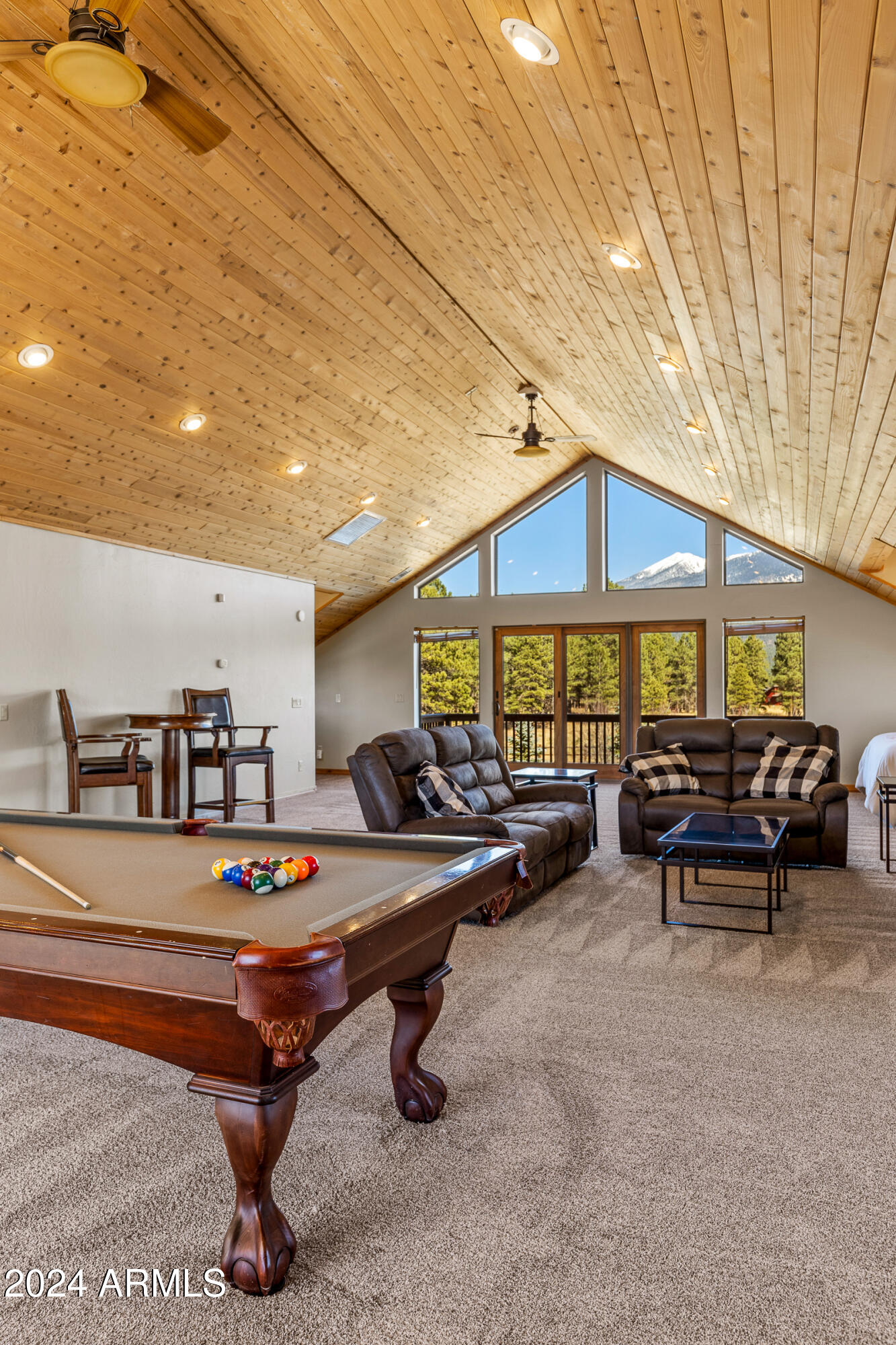 8950 W ANTOINETTE Way