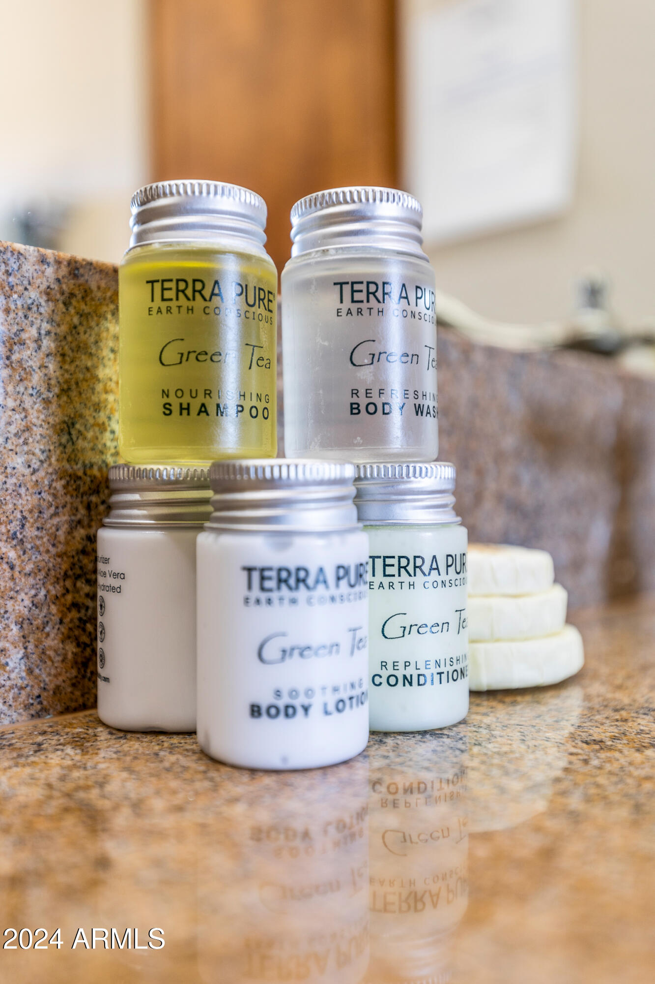 8950 W ANTOINETTE Way