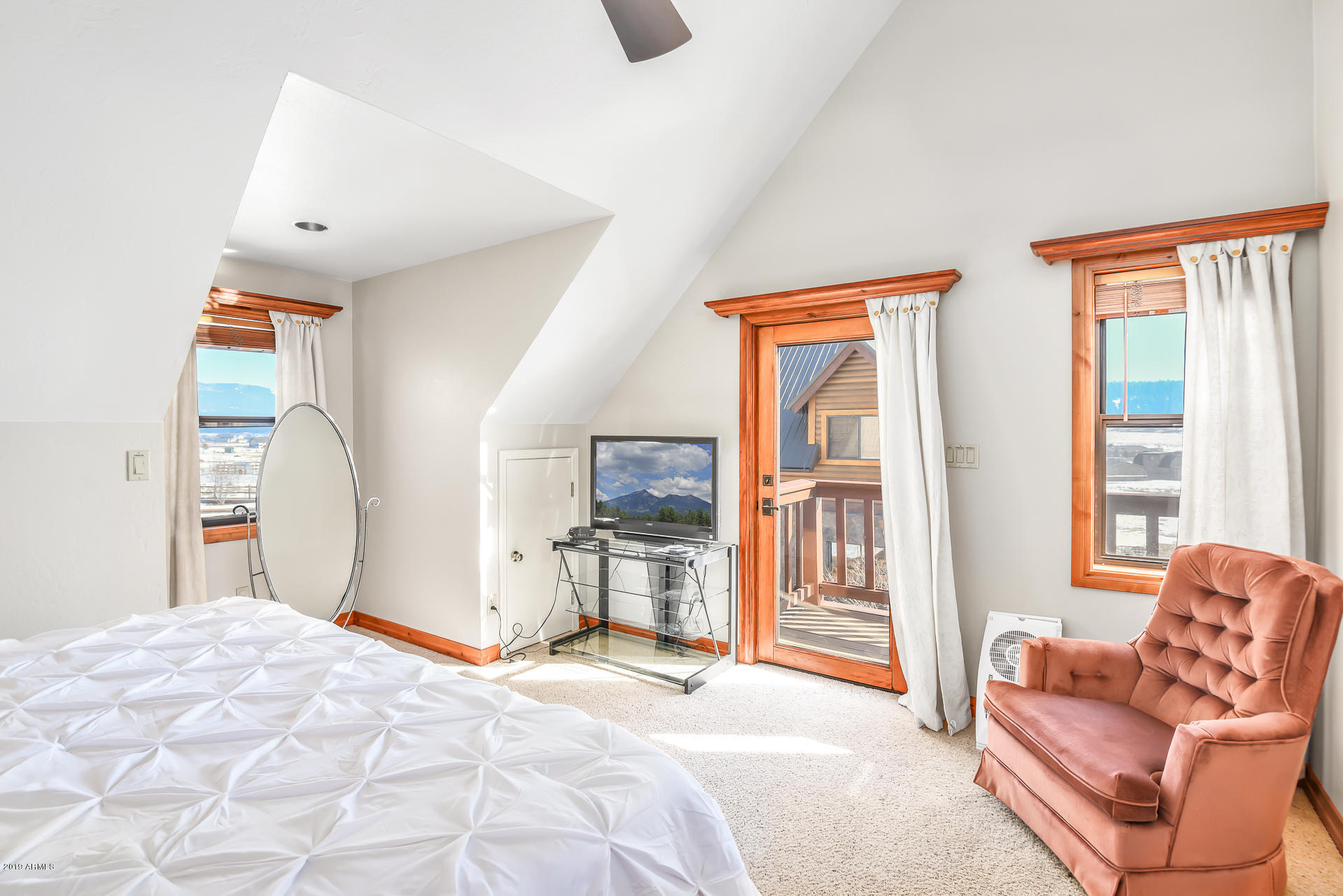 8950 W ANTOINETTE Way