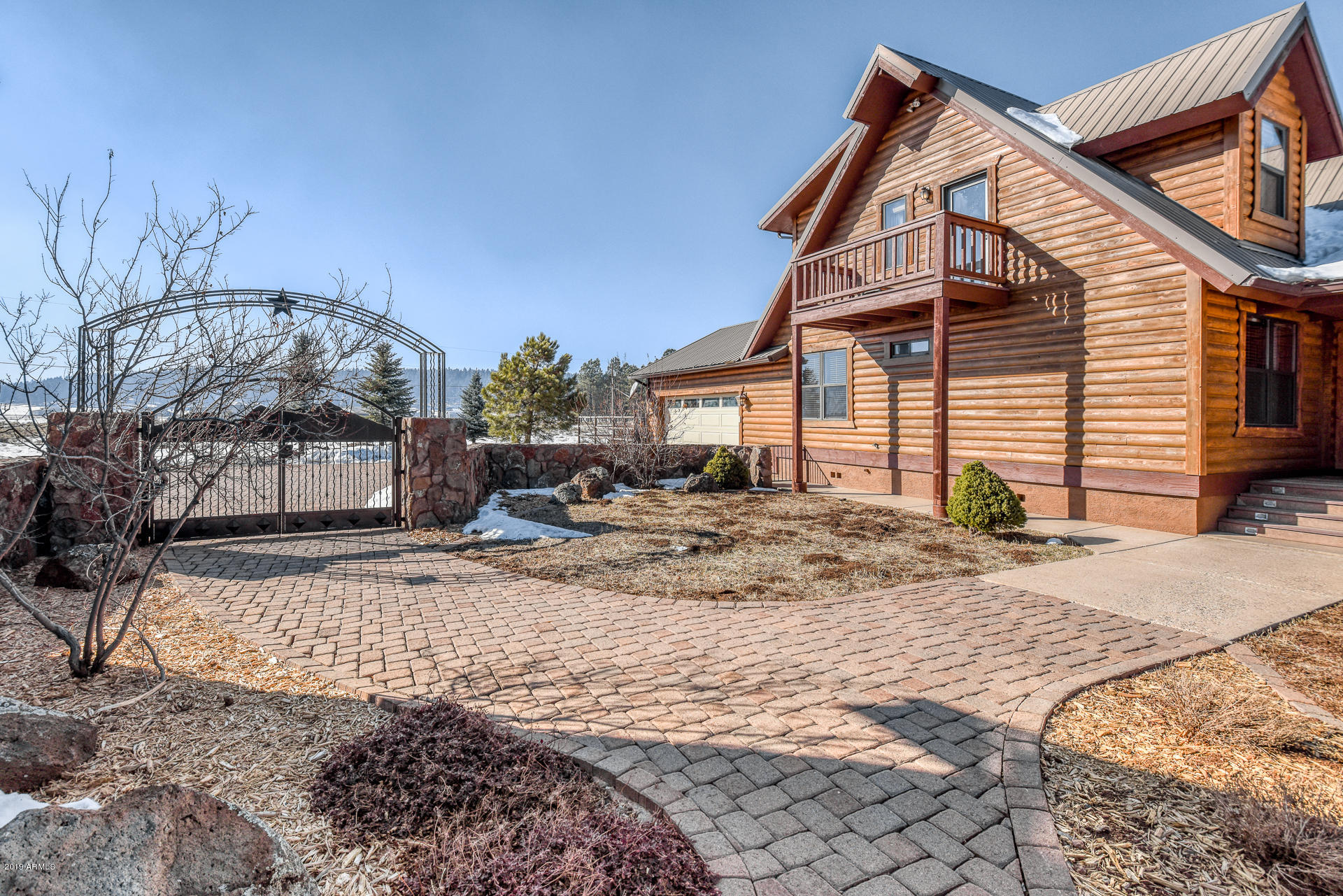 8950 W ANTOINETTE Way