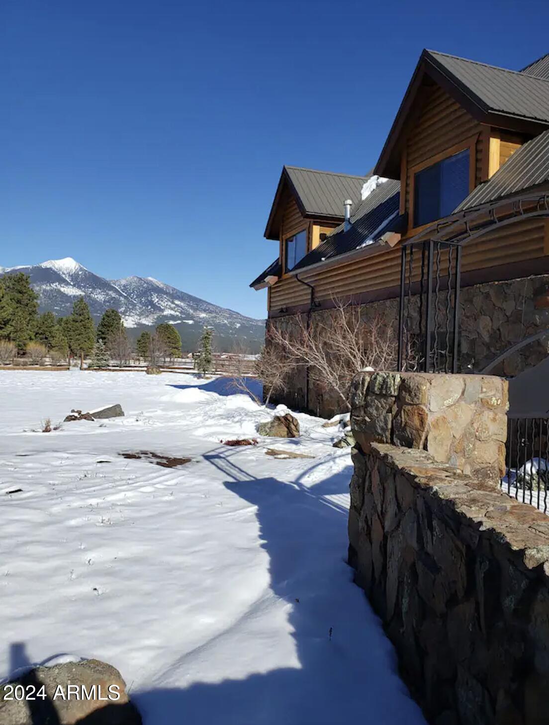 8950 W ANTOINETTE Way