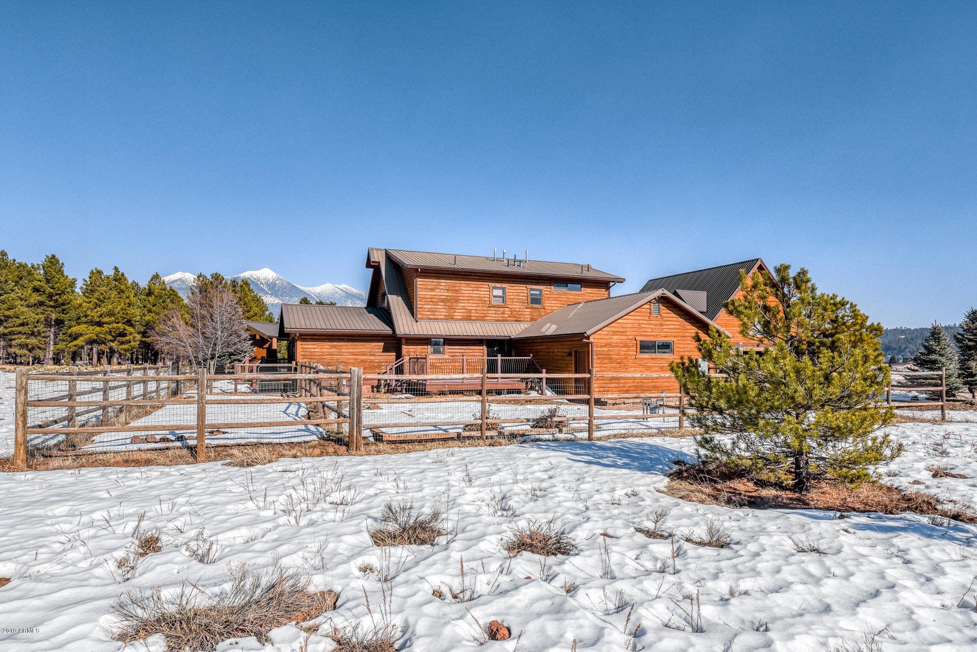 8950 W ANTOINETTE Way