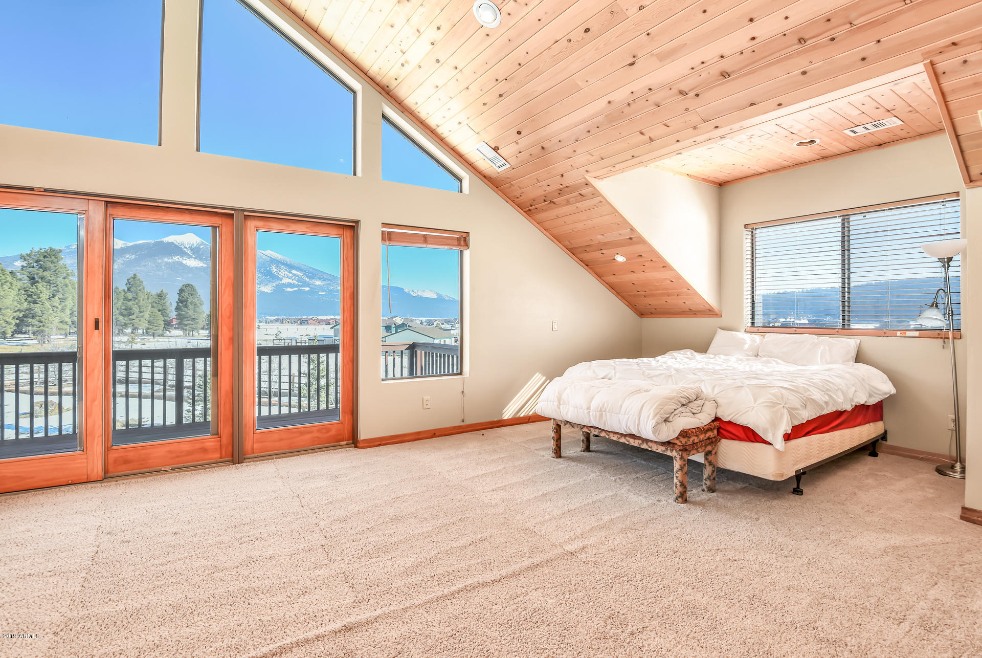 8950 W ANTOINETTE Way