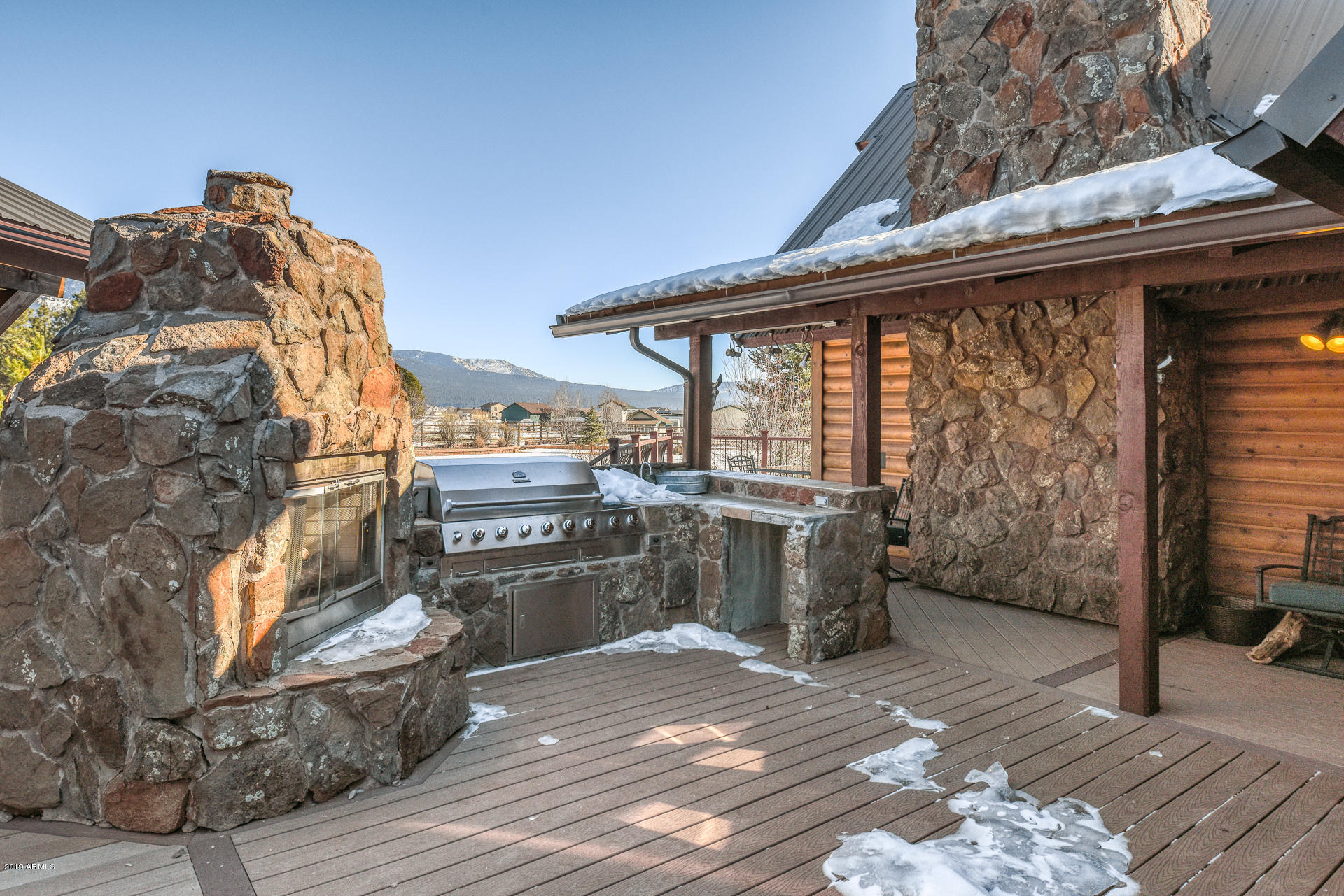 8950 W ANTOINETTE Way