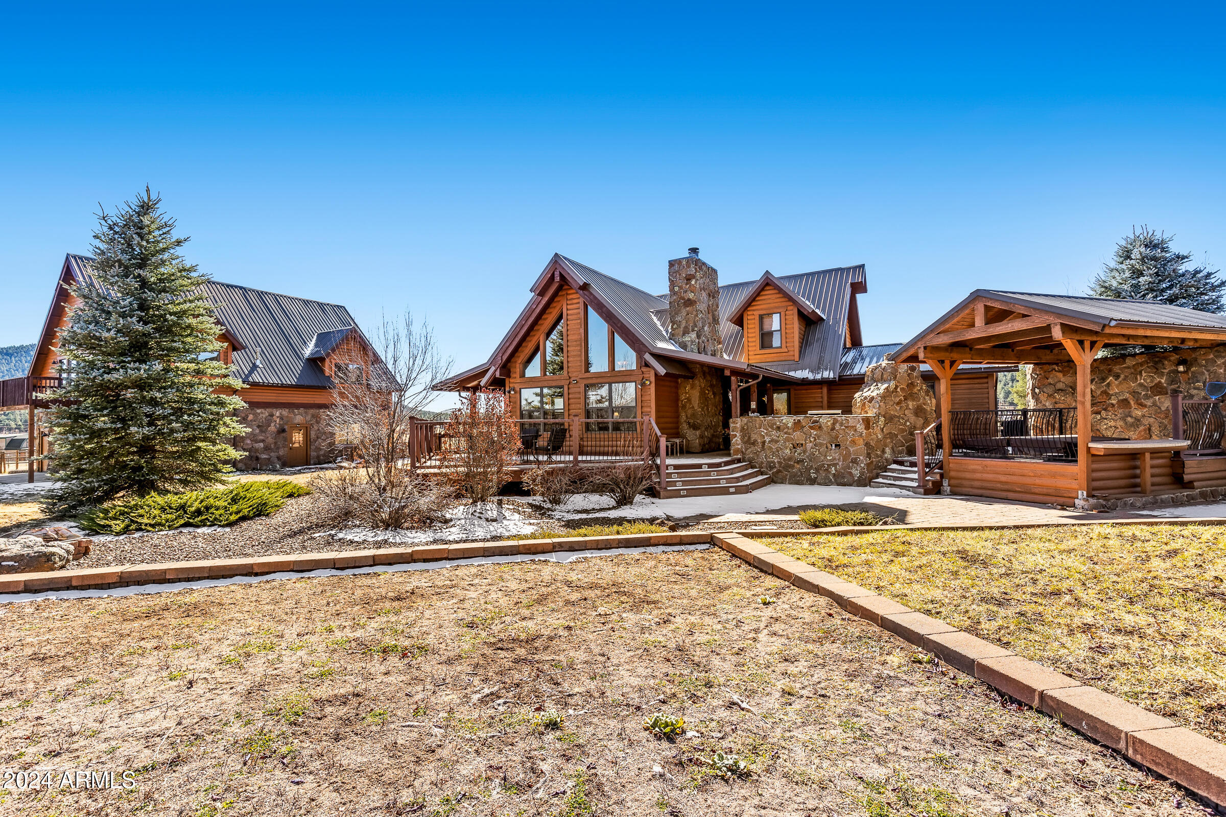 8950 W ANTOINETTE Way