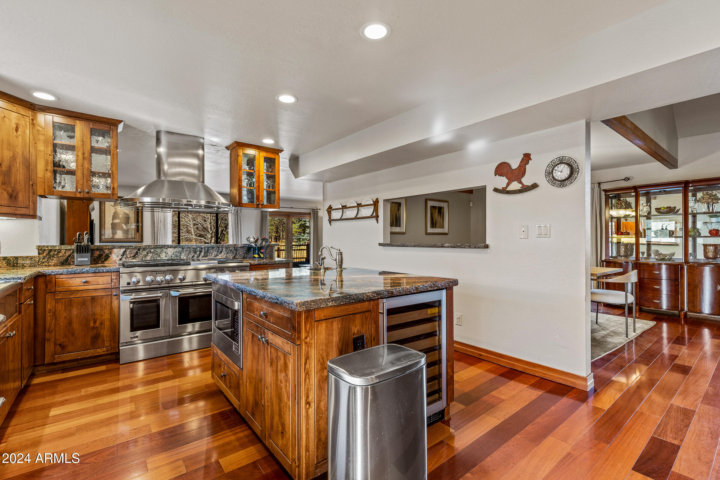 8950 W ANTOINETTE Way