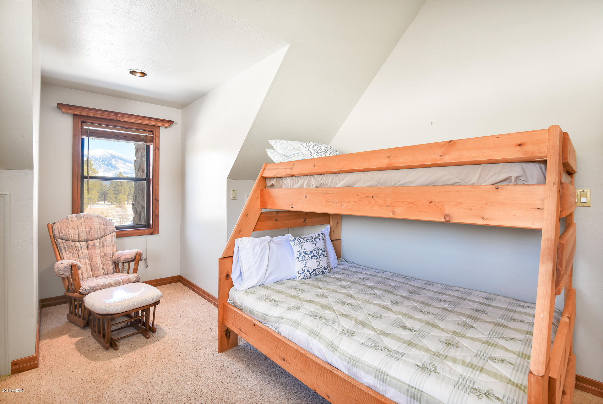 8950 W ANTOINETTE Way