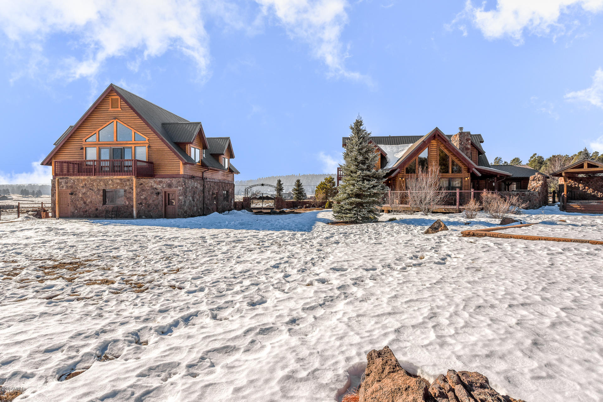 8950 W ANTOINETTE Way